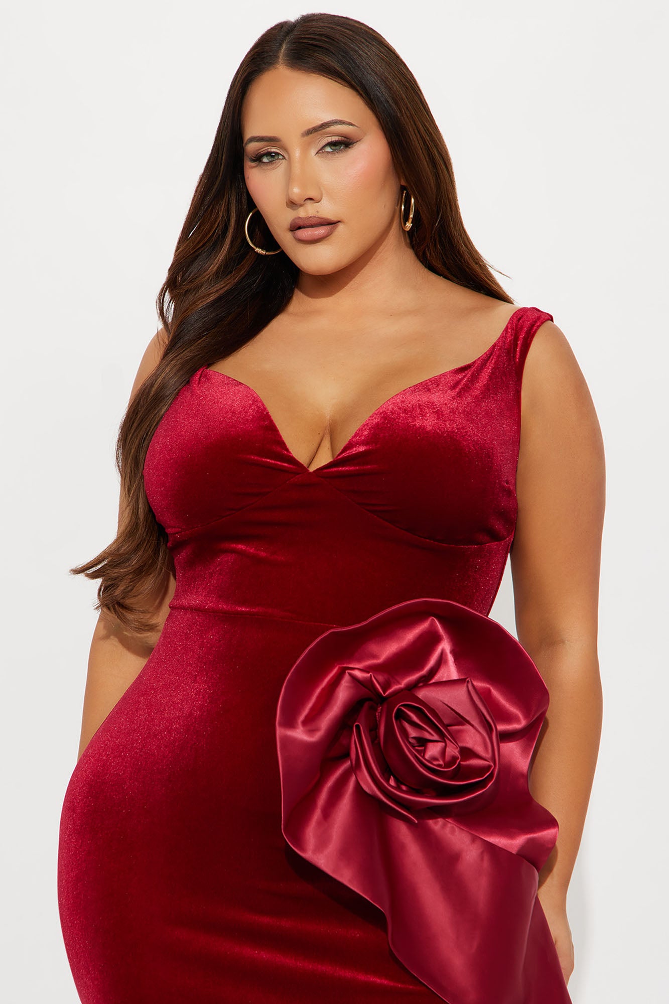Rosa Off Shoulder Velvet Midi Dress - Red