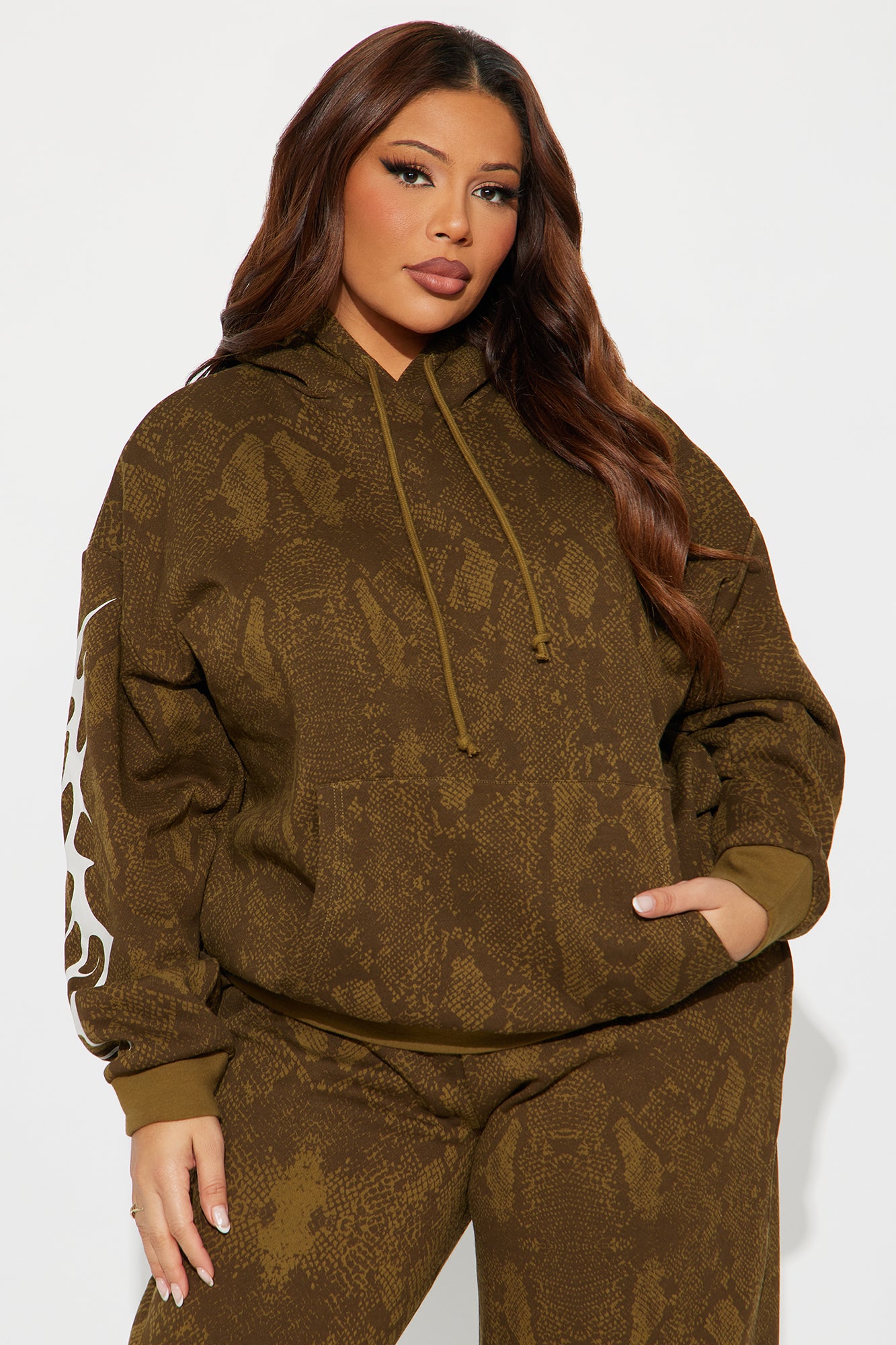 Synthia Snake Fleece Pant Set - Olive