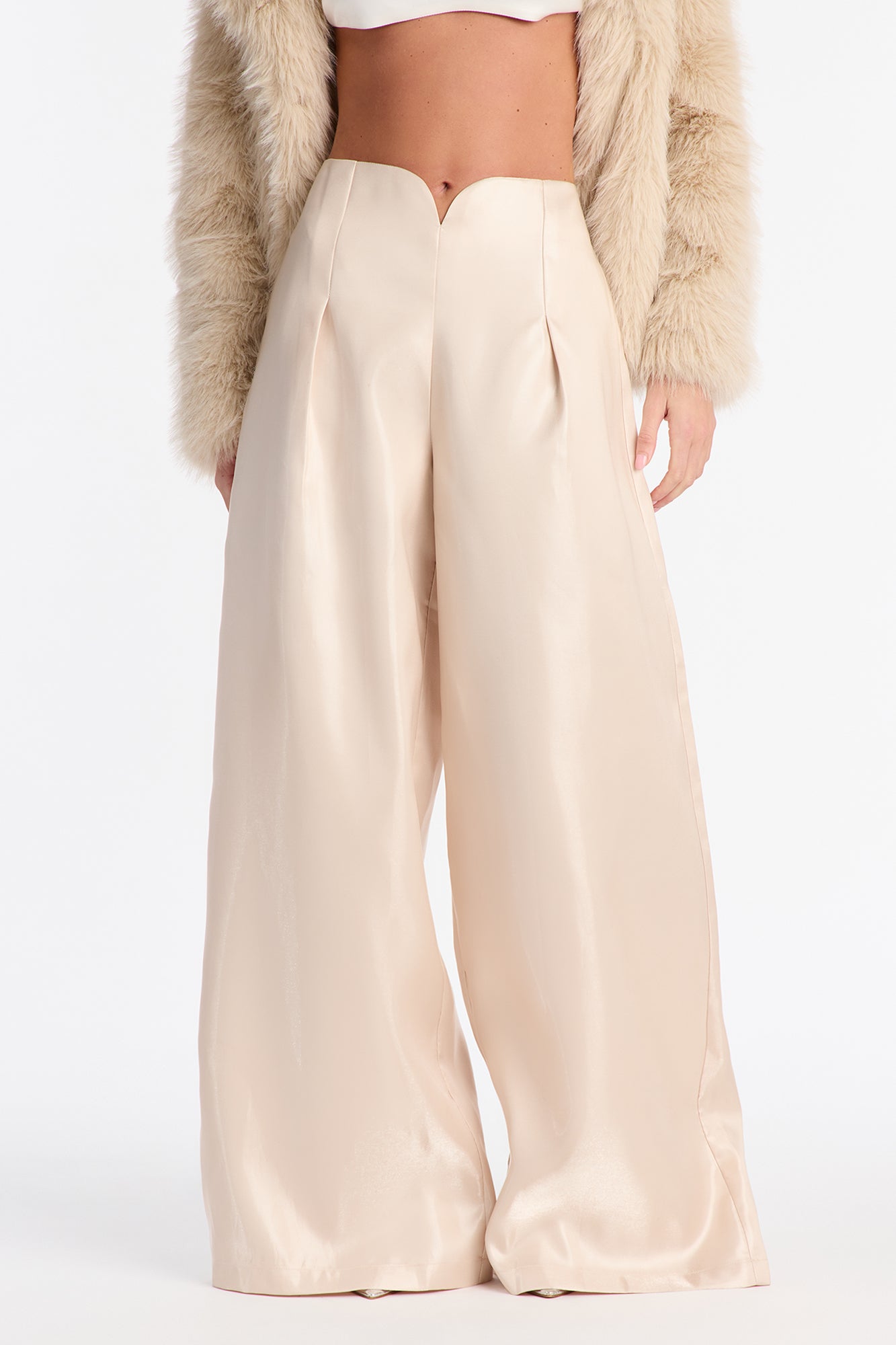 Rosey High Rise Wide Leg Pant 33″ - Champagne