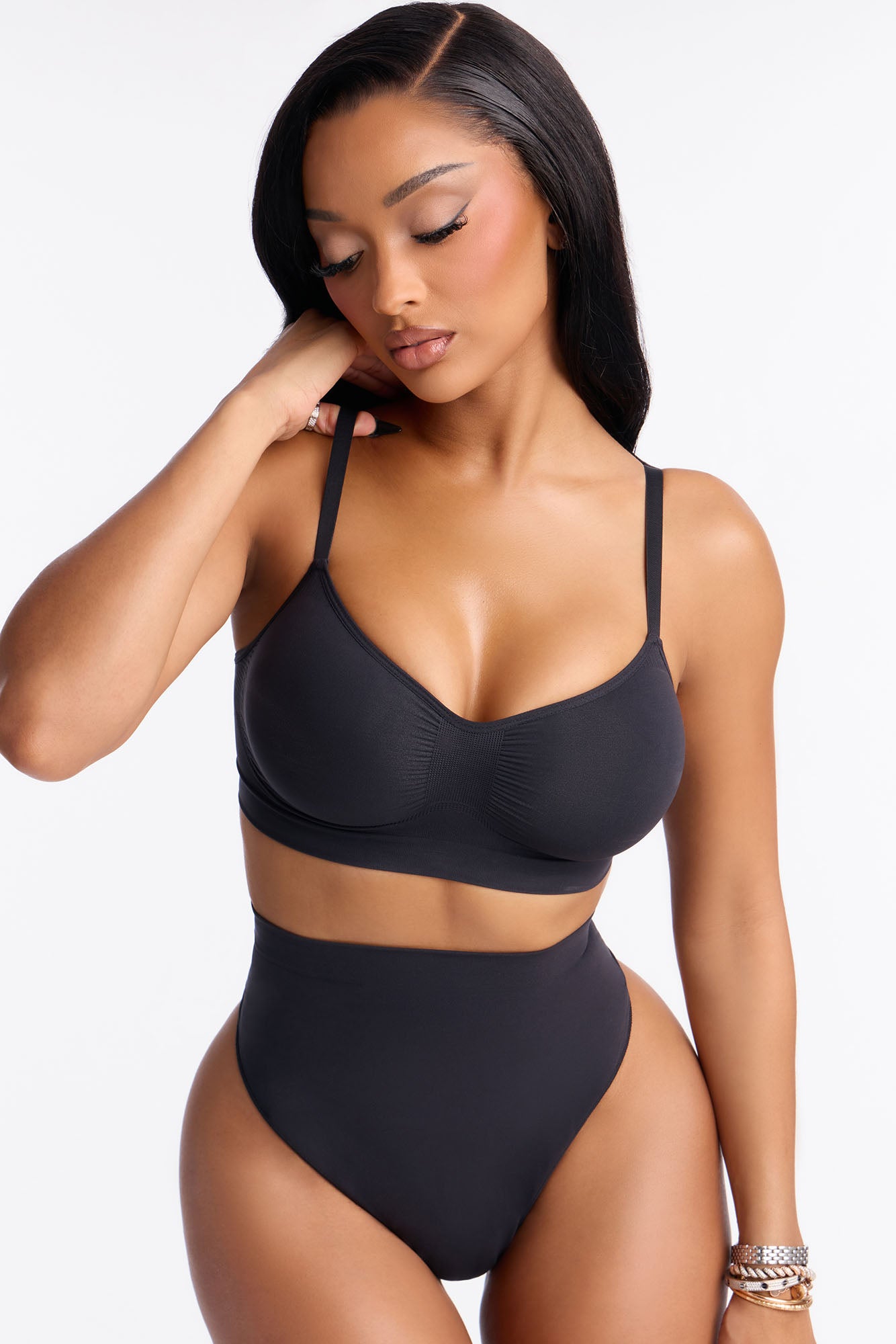 Nova Sculpt Seamless Strong Compression Bralette - Black
