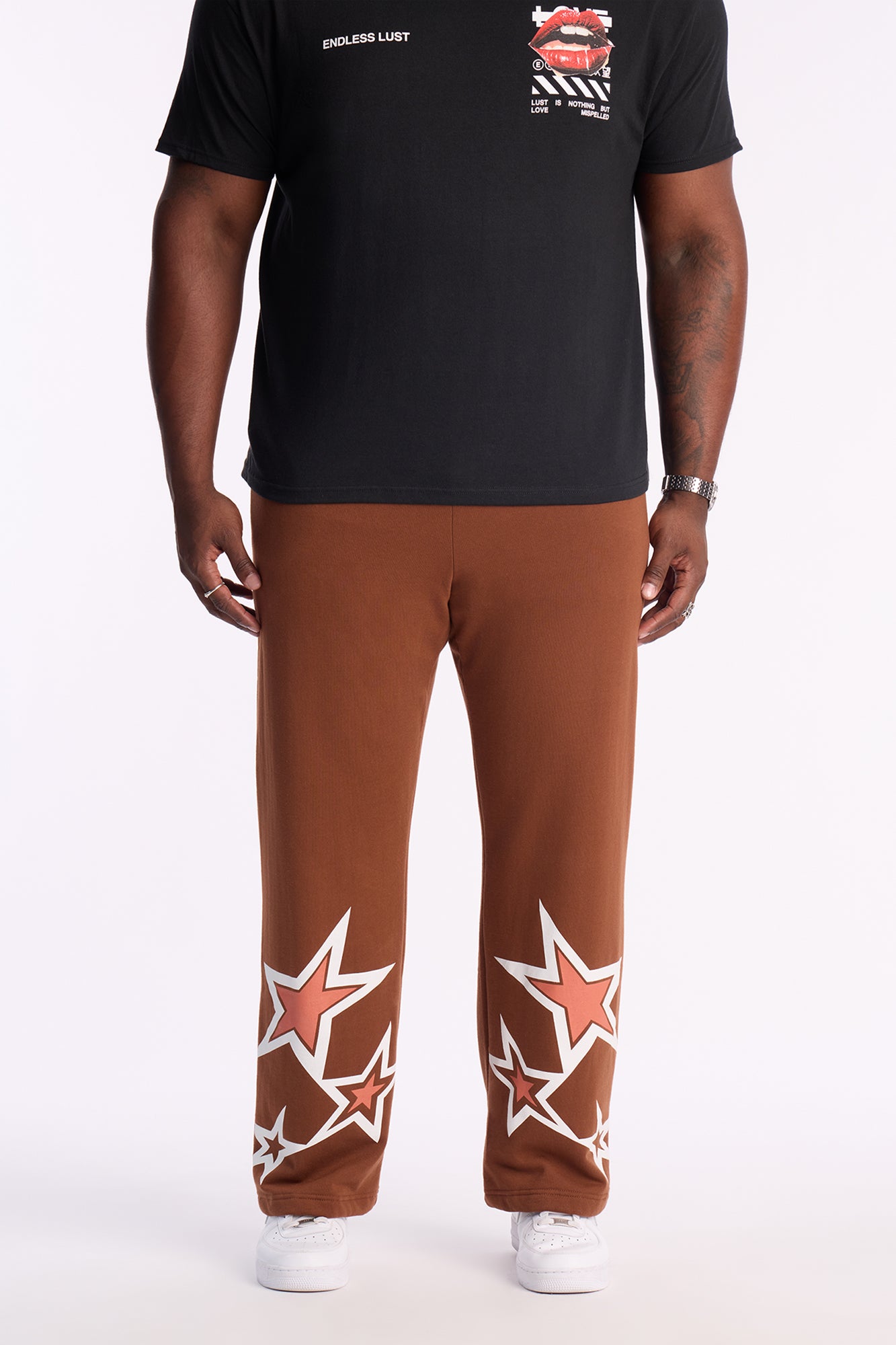 Aim For The Stars Baggy Sweatpants - Brown