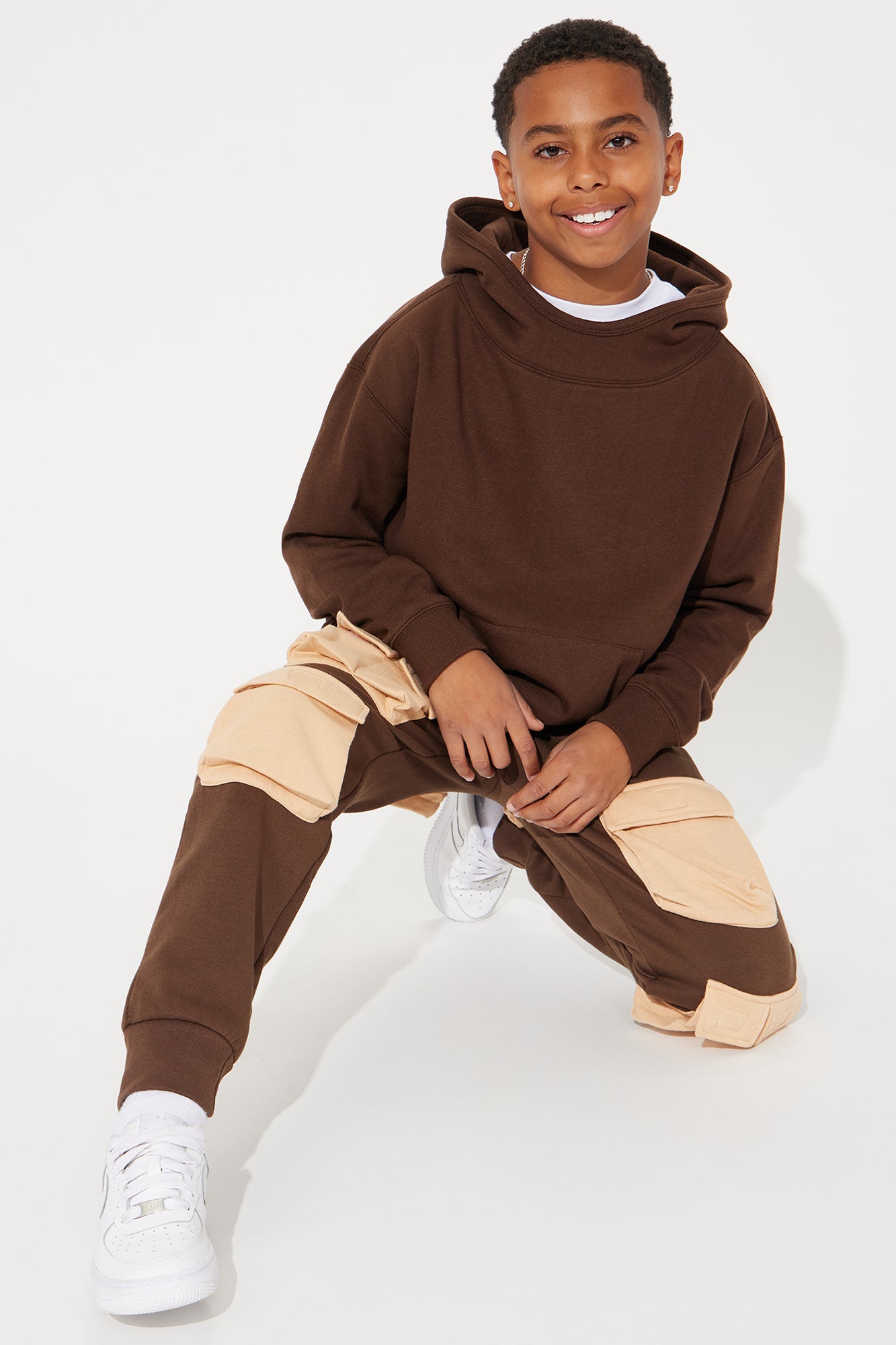 Mini On An Adventure Fleece Cargo Jogger Pant - Brown