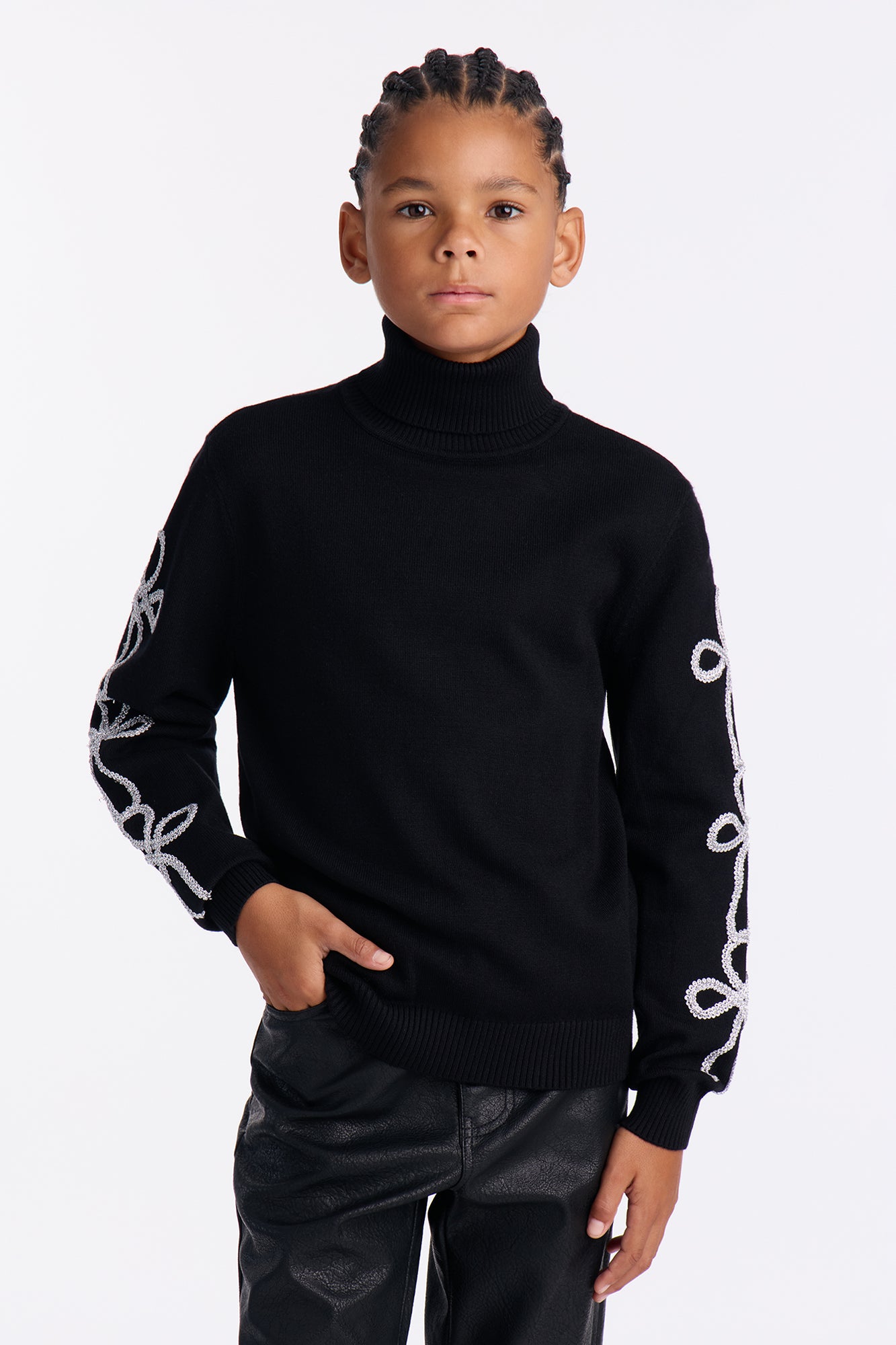 Mini Turtle Neck Knit Sweater - Black