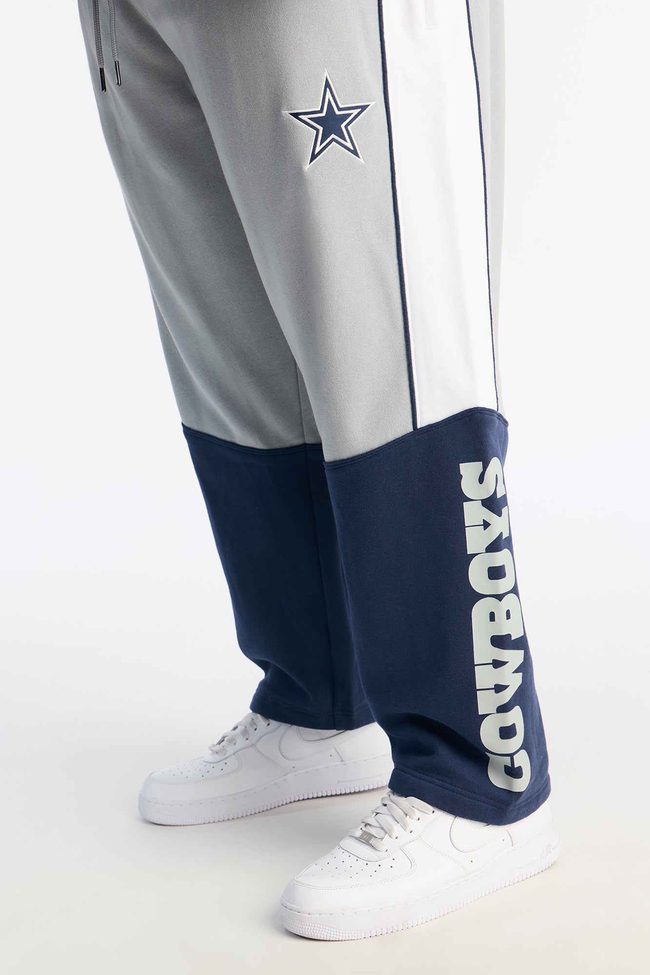 Cowboys Ride The Wave Sweatpants - Grey