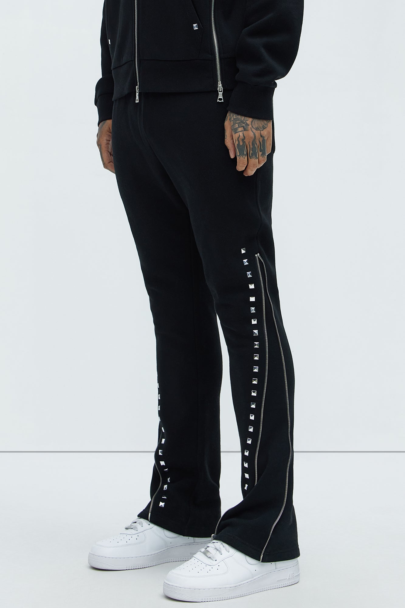 Tayson Sleaze Studded Skinny Flare Sweatpants - Black