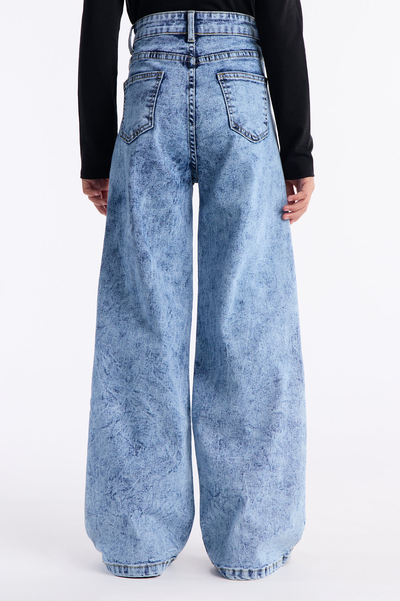 Mini Artsy Girl Wide Leg Jeans - Light Wash