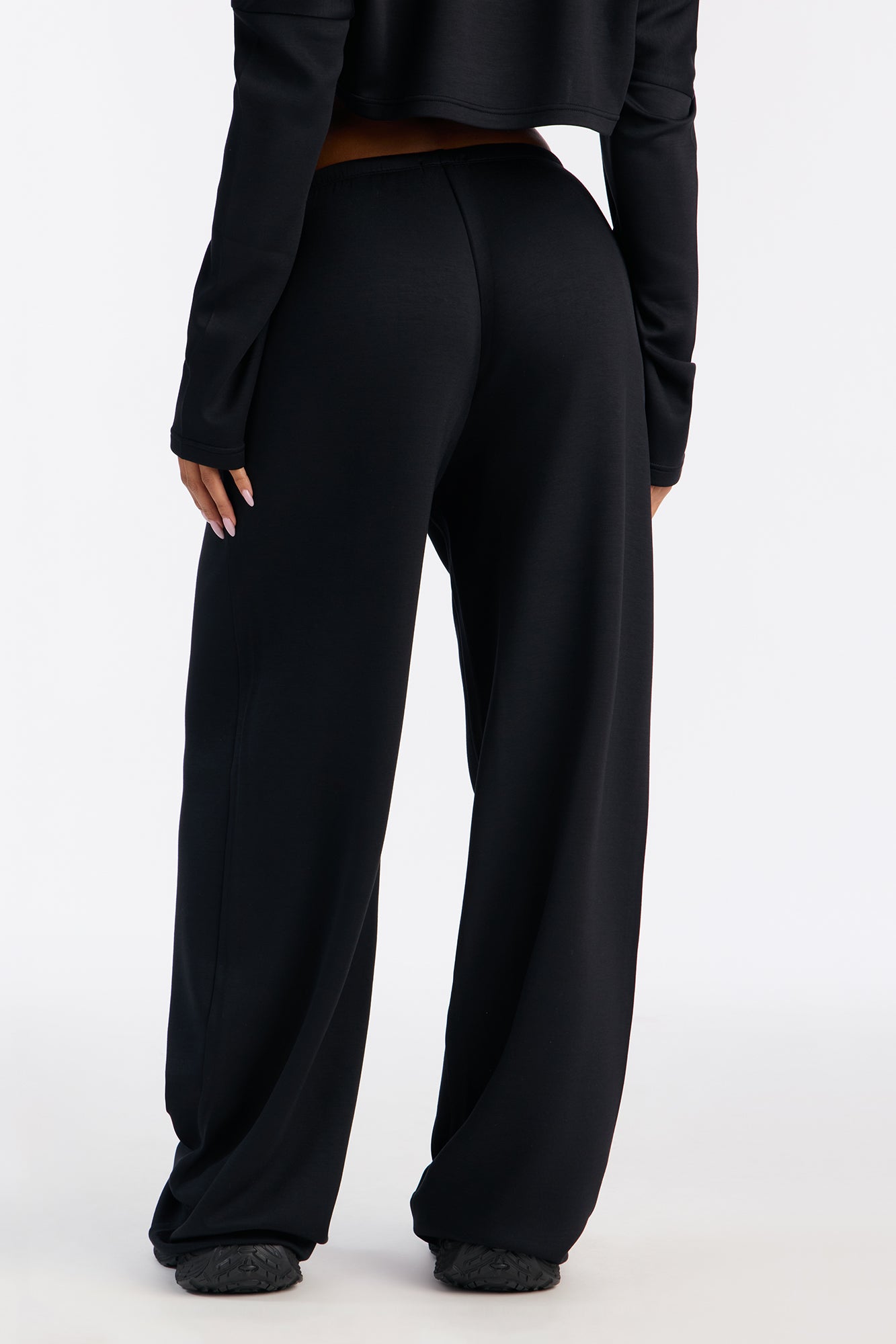 Match My Vibe Modal Lounge Pant - Black