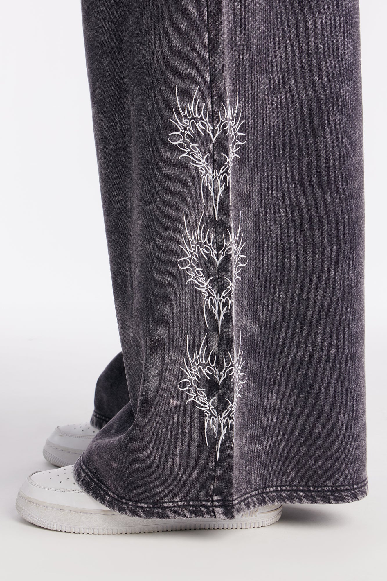 Heart Of Flames Washed Fleece Pant Set - Charcoal