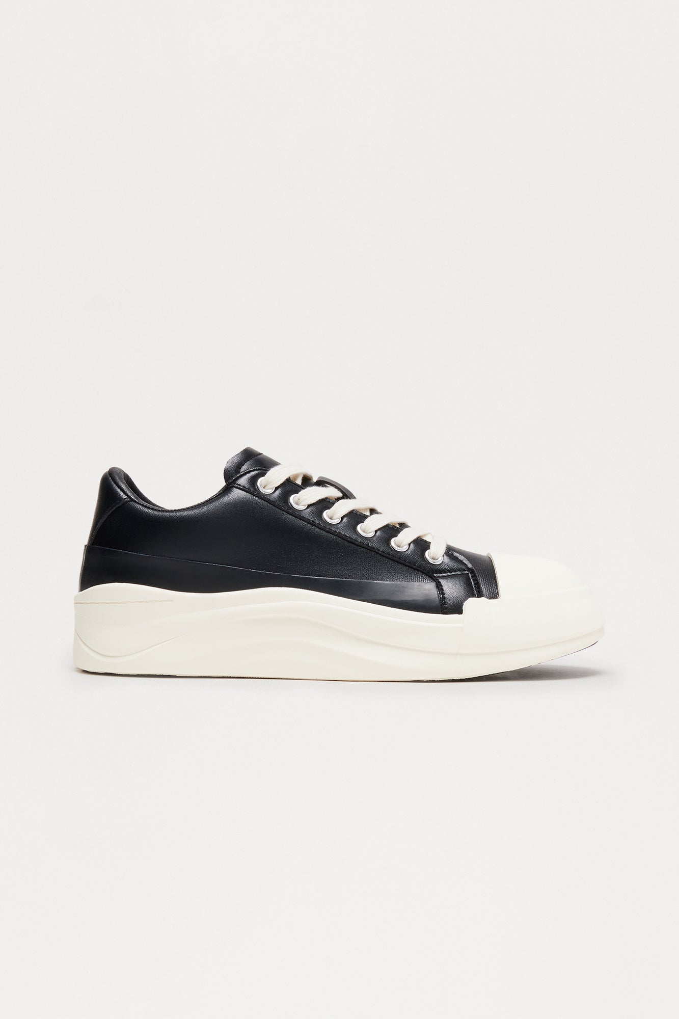 Faux Leather Low Top Lace Up Sneaker - Black/White