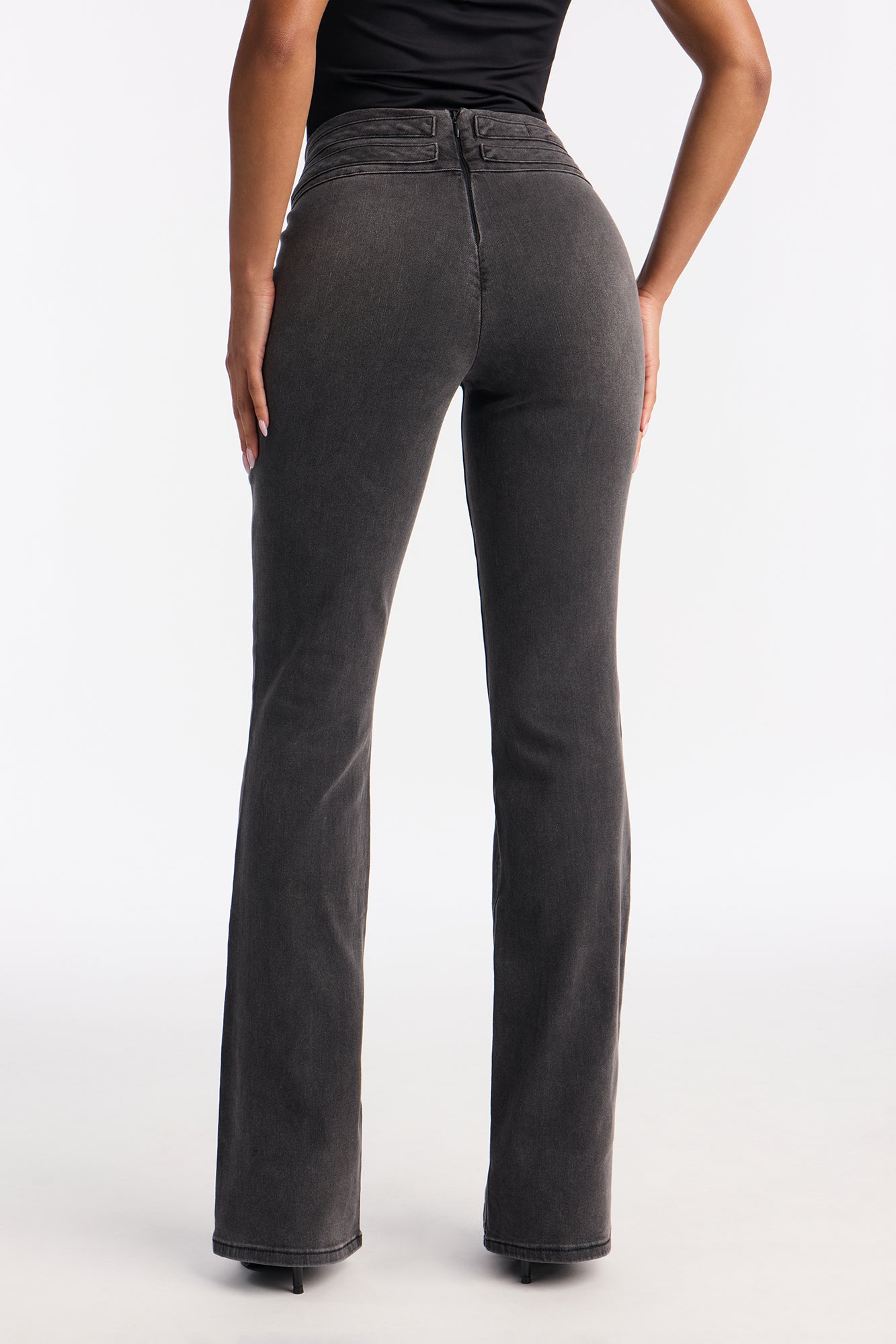 Reina Belted Bootcut Jeans - Dark Grey