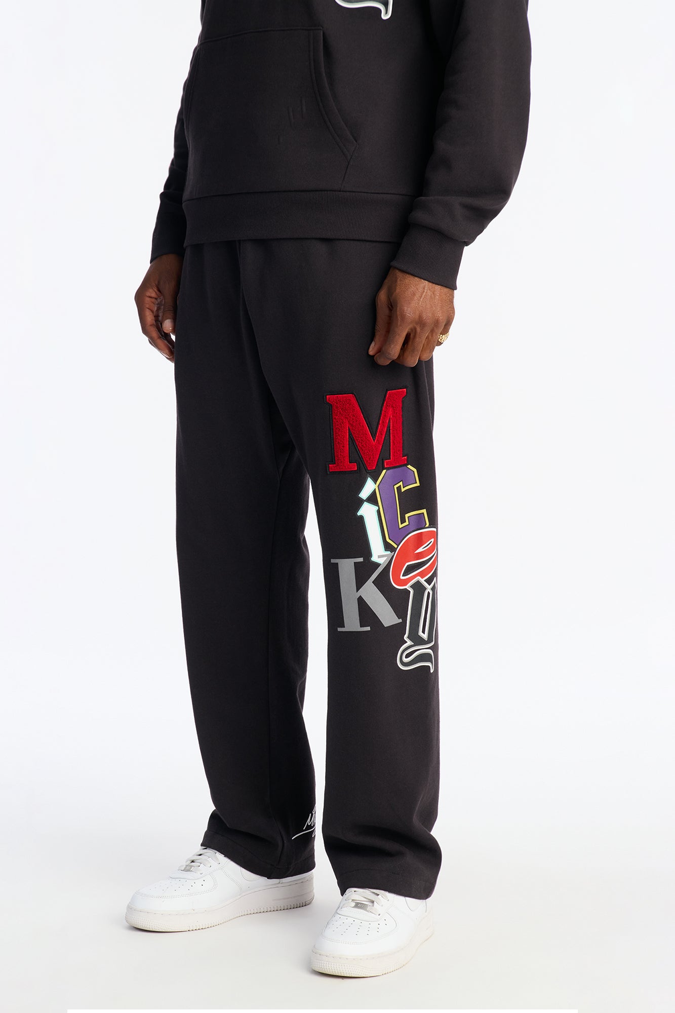 Disney Mickey Patch Wide Fit Sweatpants - Black Wash