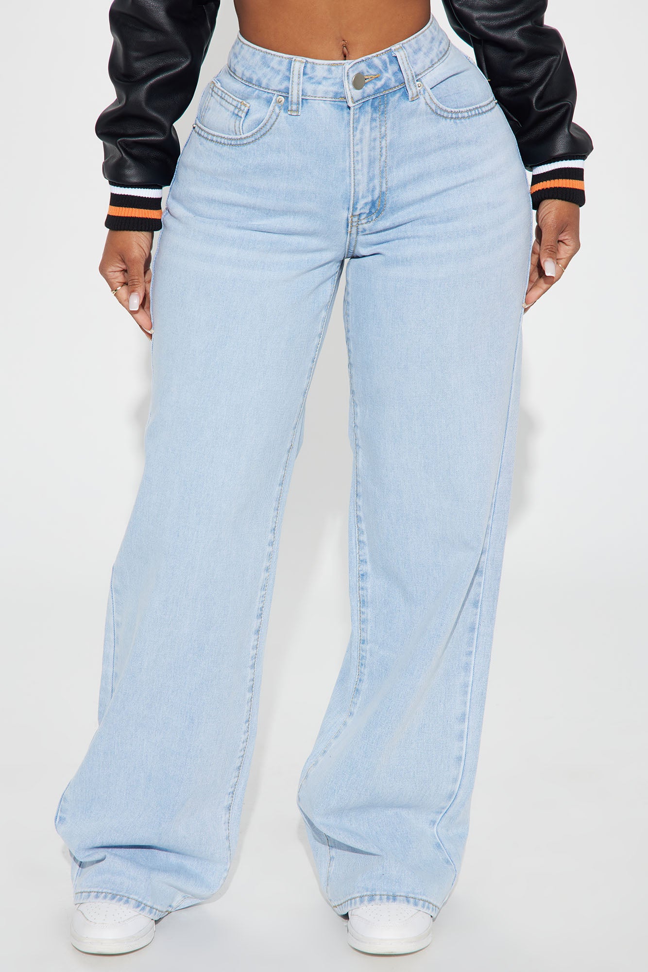Billie Low Slung Straight Leg Non Stretch Jeans - Light Wash