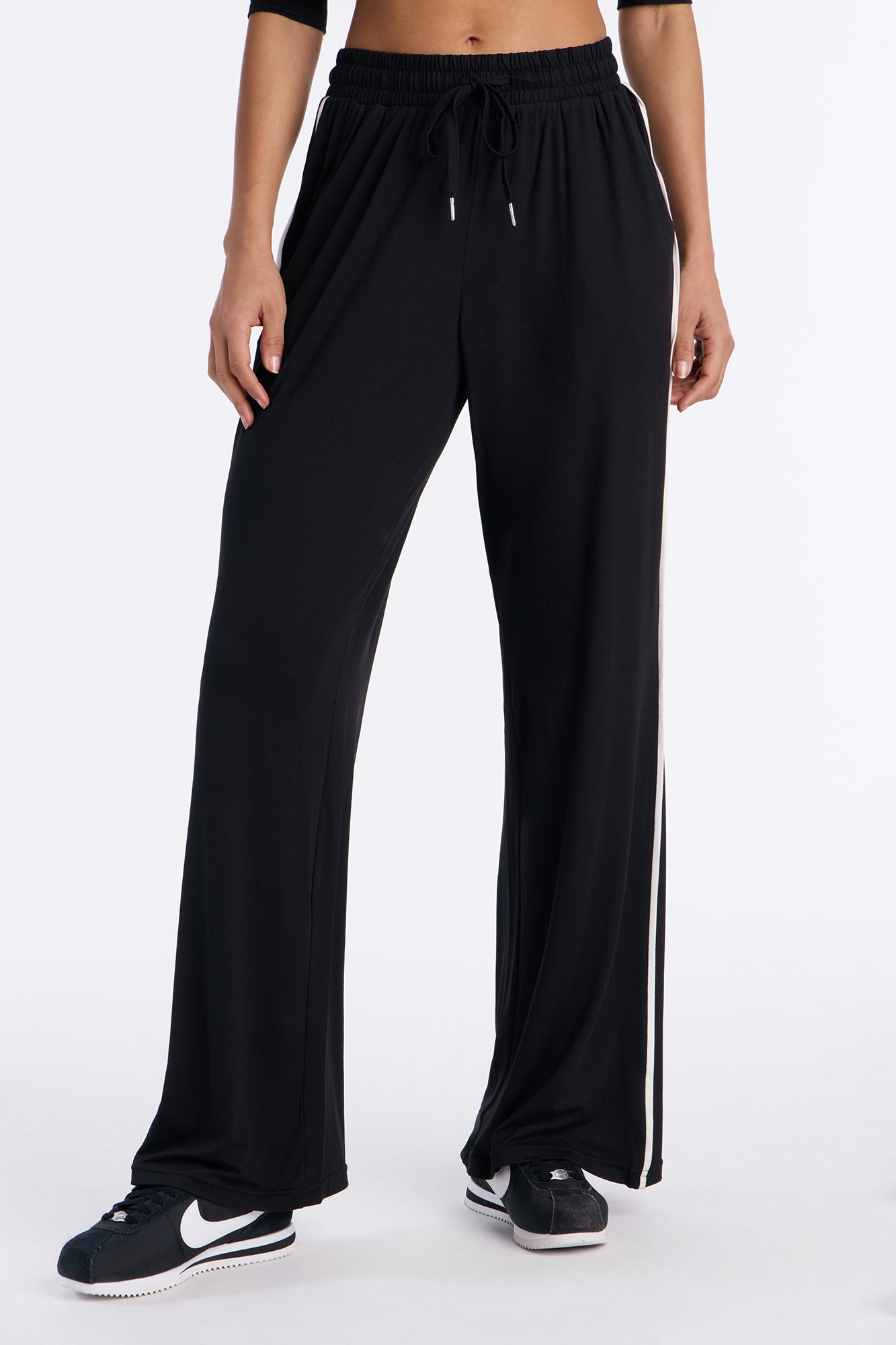 Lined Up Lounge Pant - Black