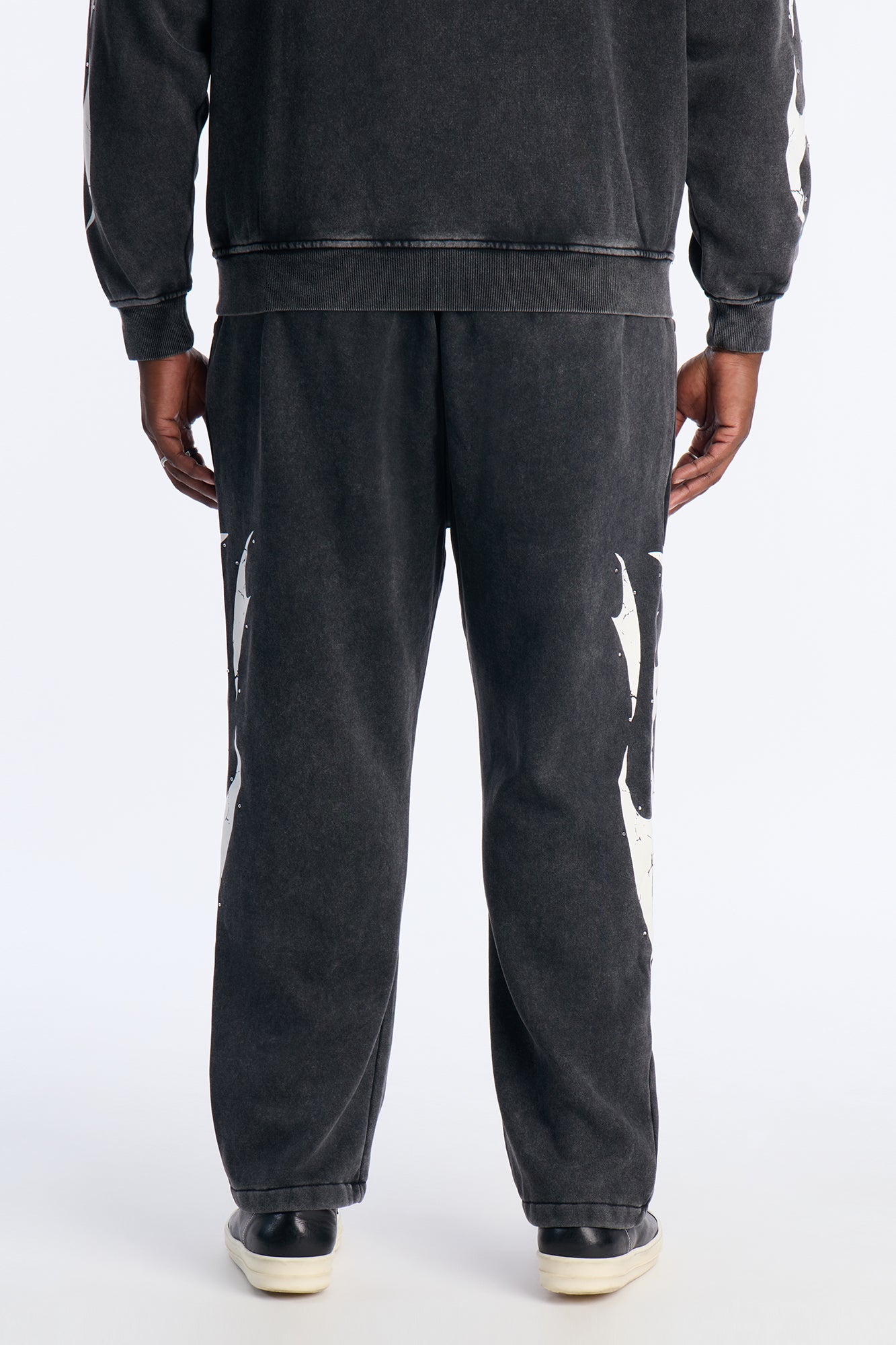La Flames Rhinestones Relaxed Sweatpants - Black