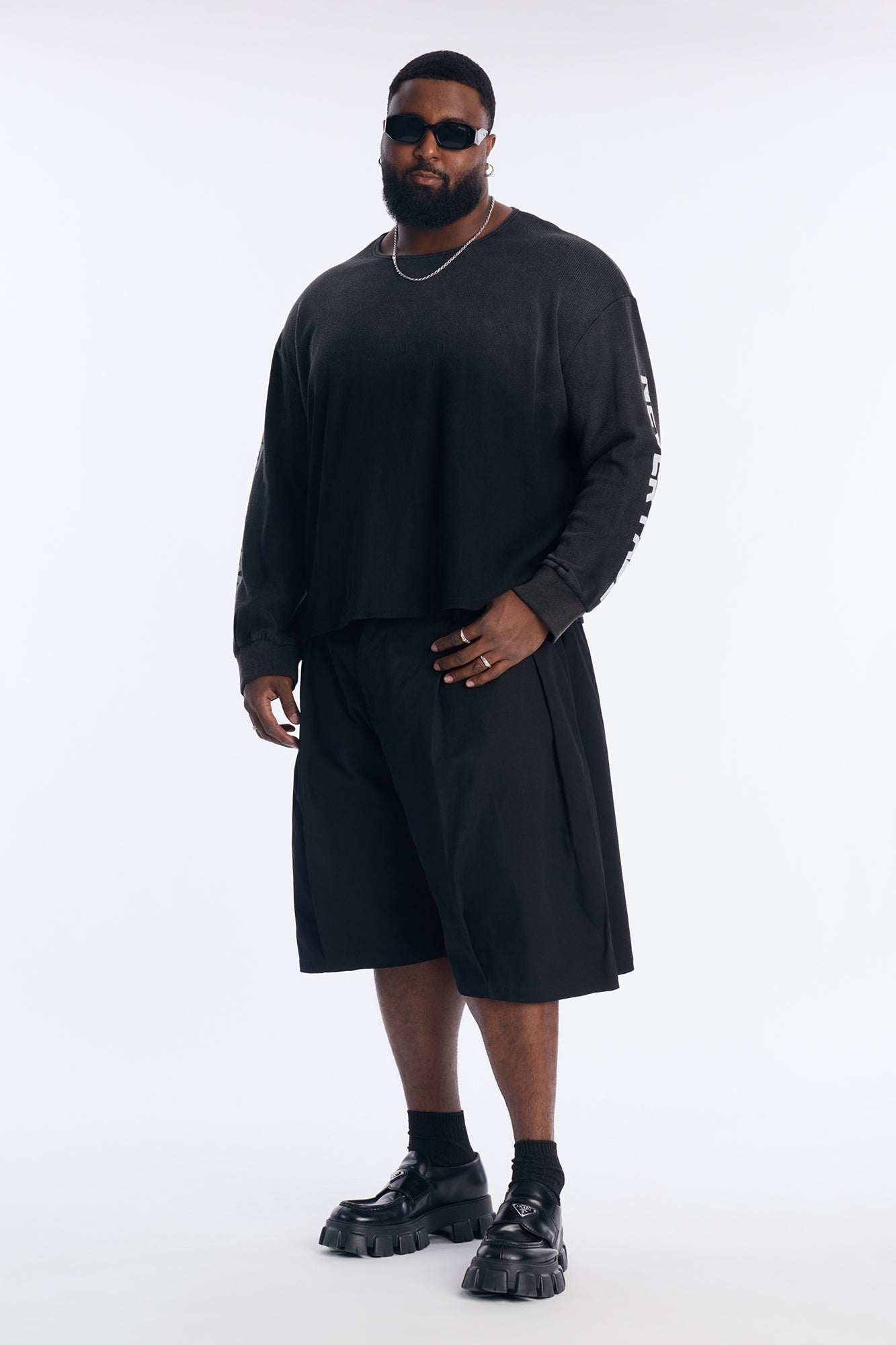 Never Fade Long Sleeve Crewneck - Black