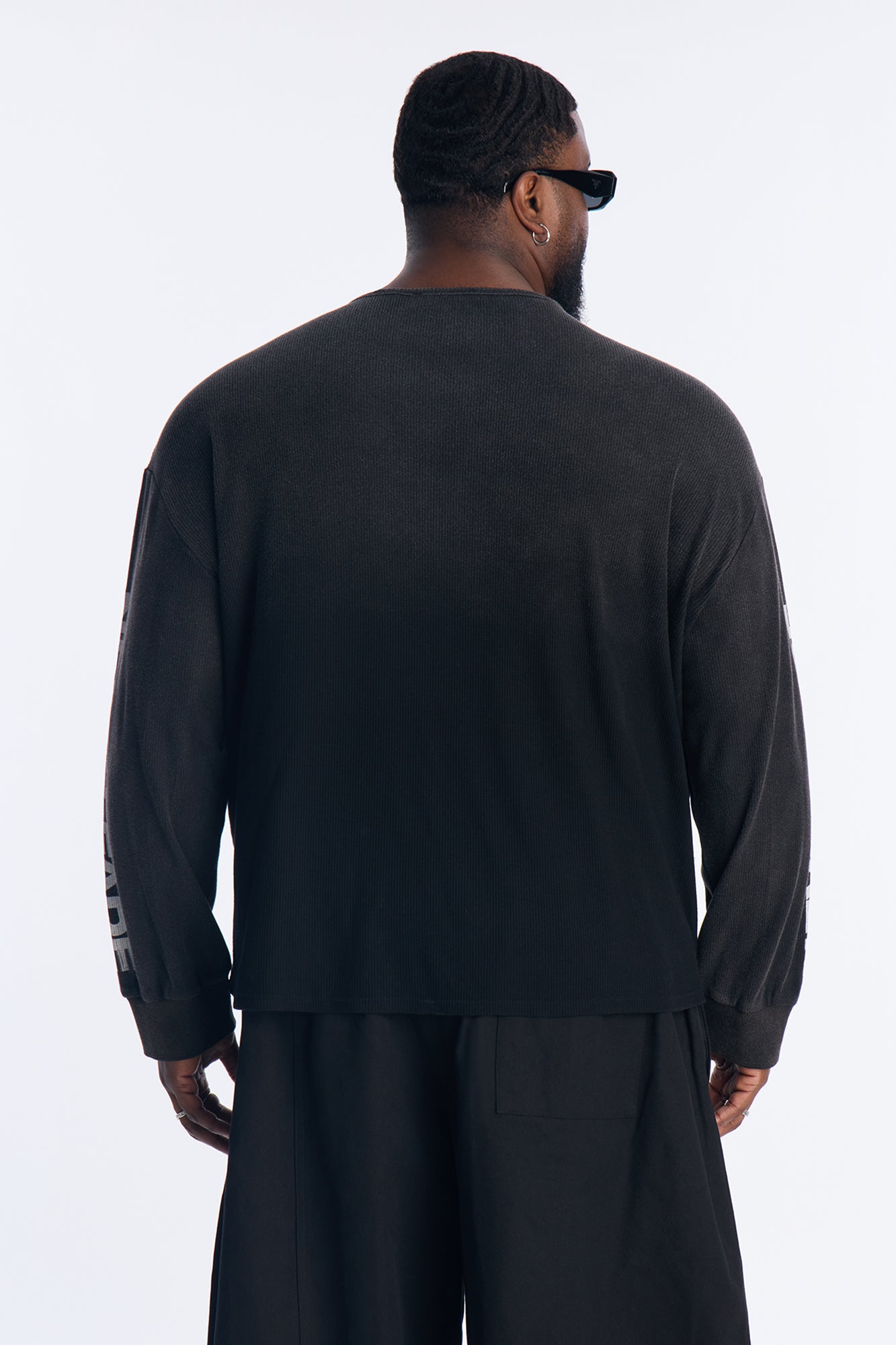 Never Fade Long Sleeve Crewneck - Black
