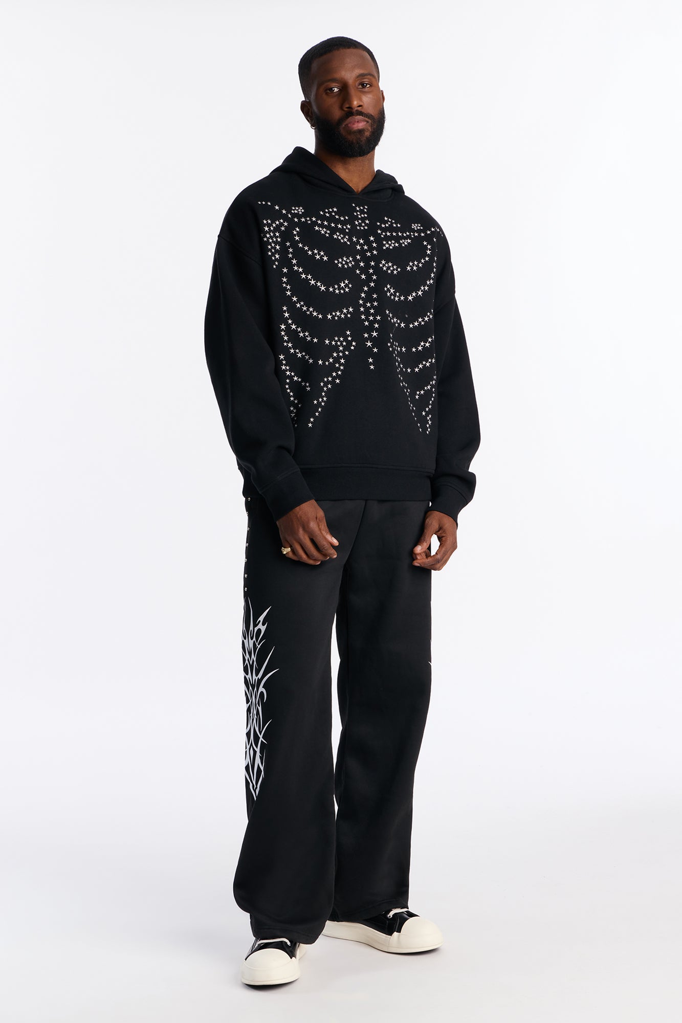 Skeleton Stars Embroidered Oversized Hoodie - Black