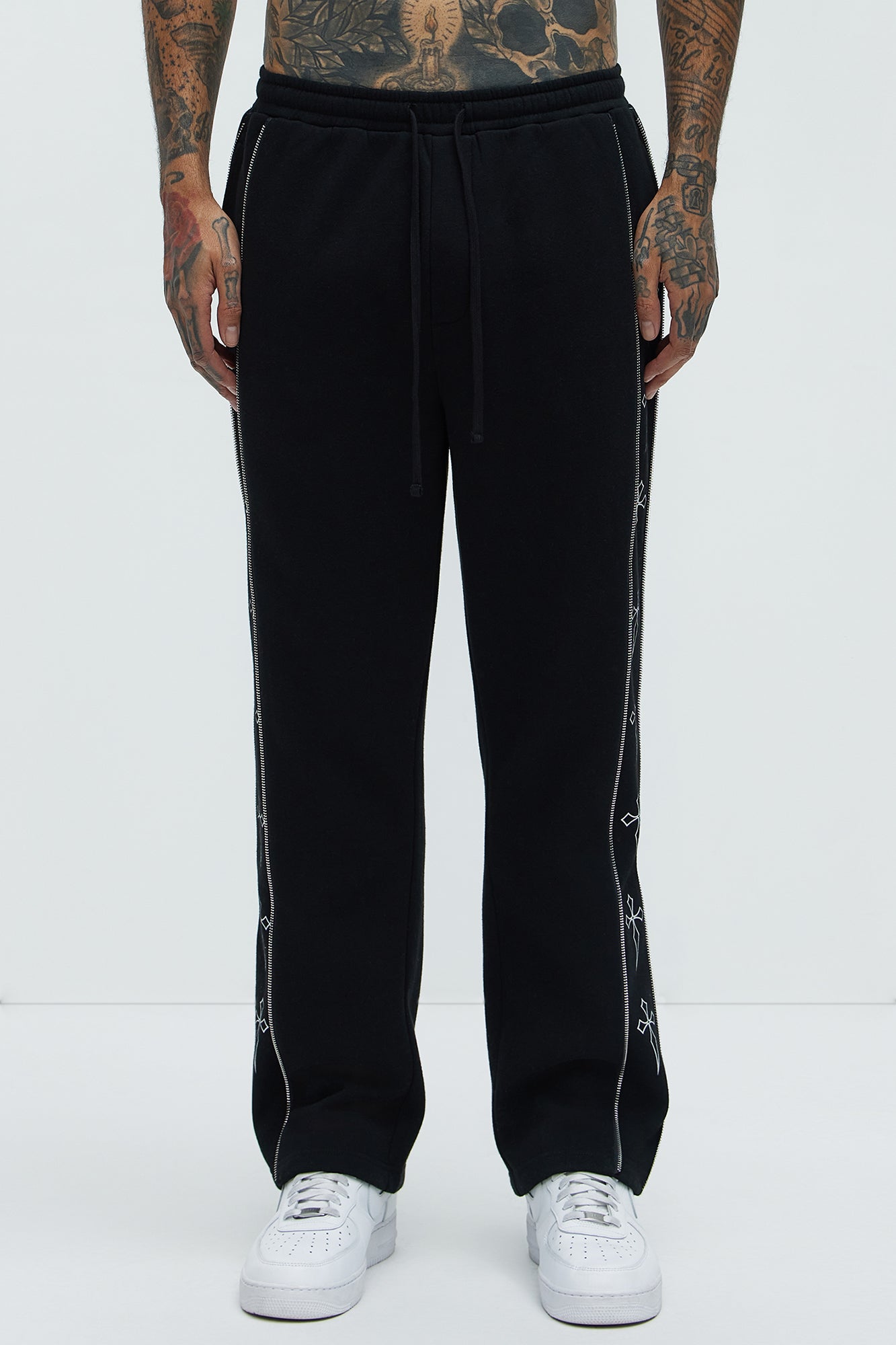 Tayson Cross Straight Sweatpants - Black