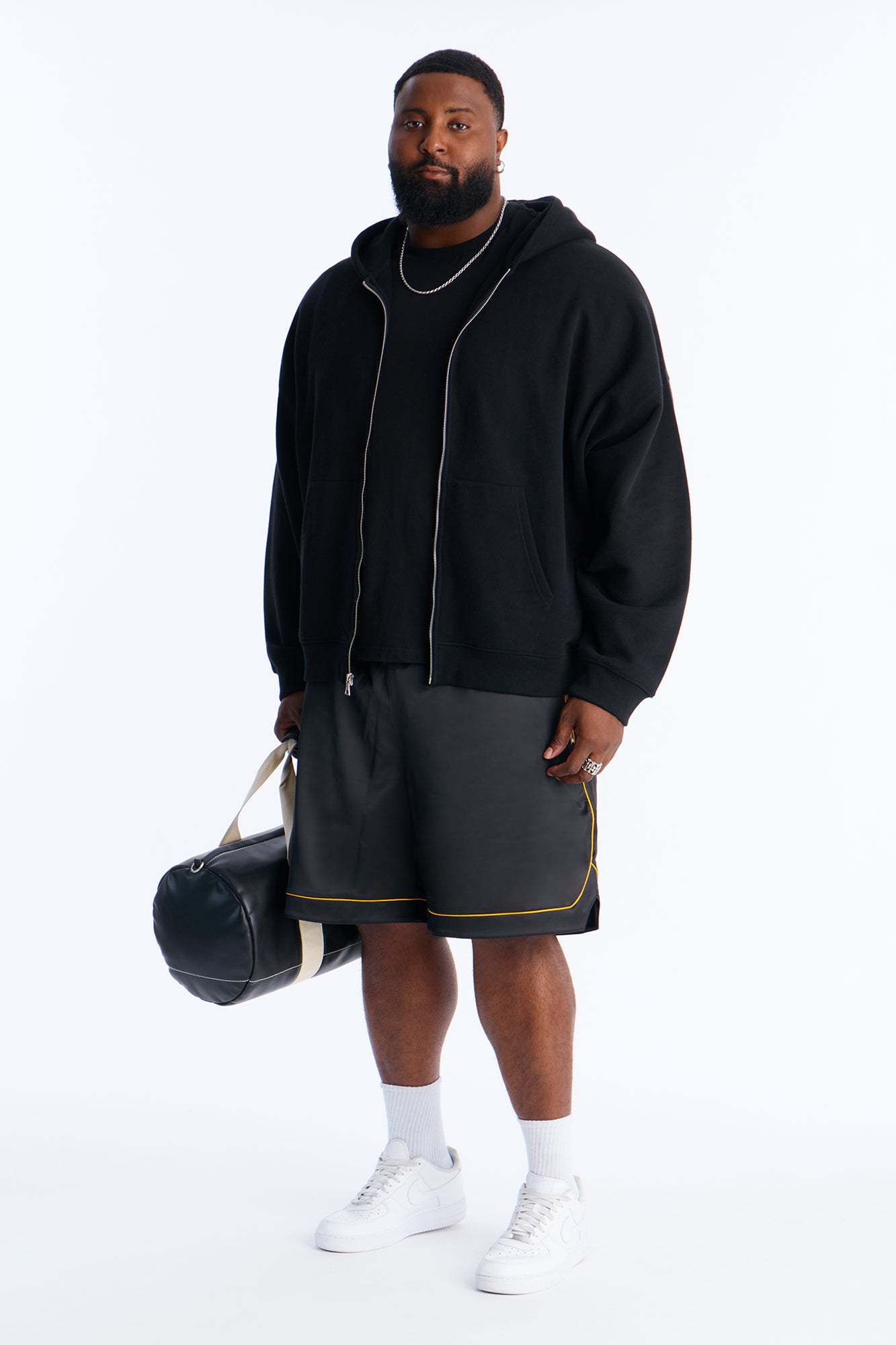 Slant Pocket Gloss Short - Black