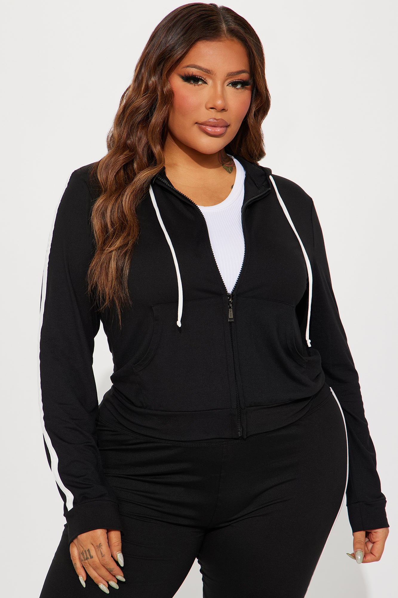Tennis Courts III Zip Set - Black