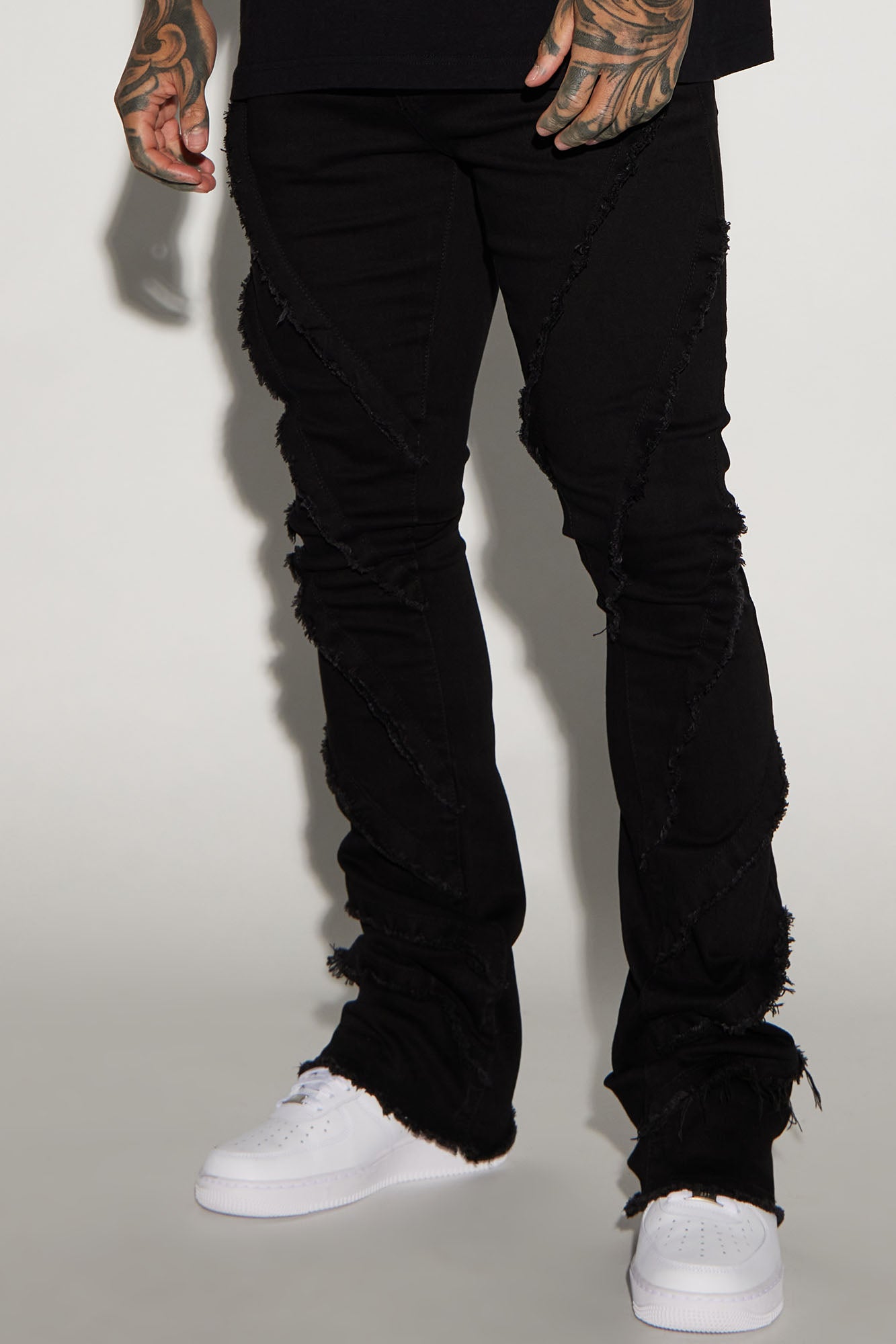 Slanted Fray Stacked Skinny Flare Jeans - Black