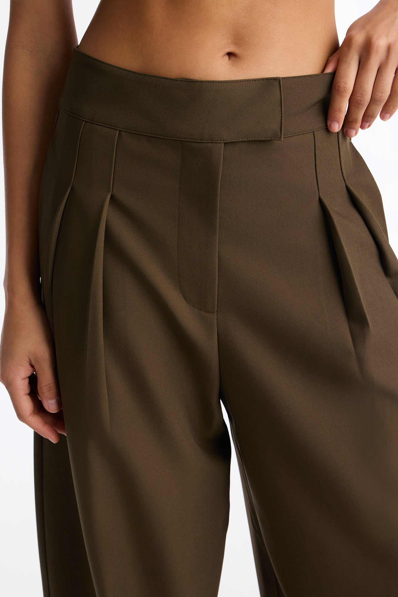 Long Lasting High Waisted Barrel Leg Trouser Pant 32″ - Olive