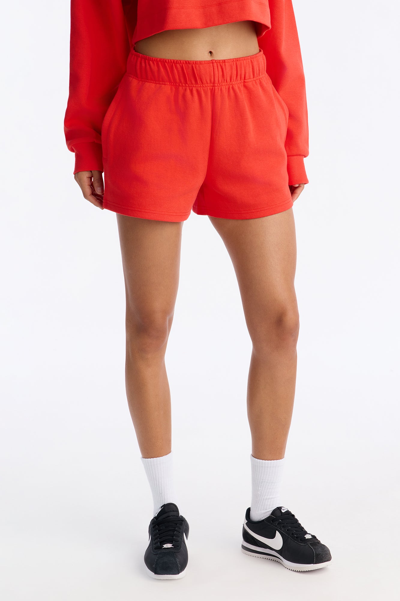 Kenya Sweatshorts - Tomato Red