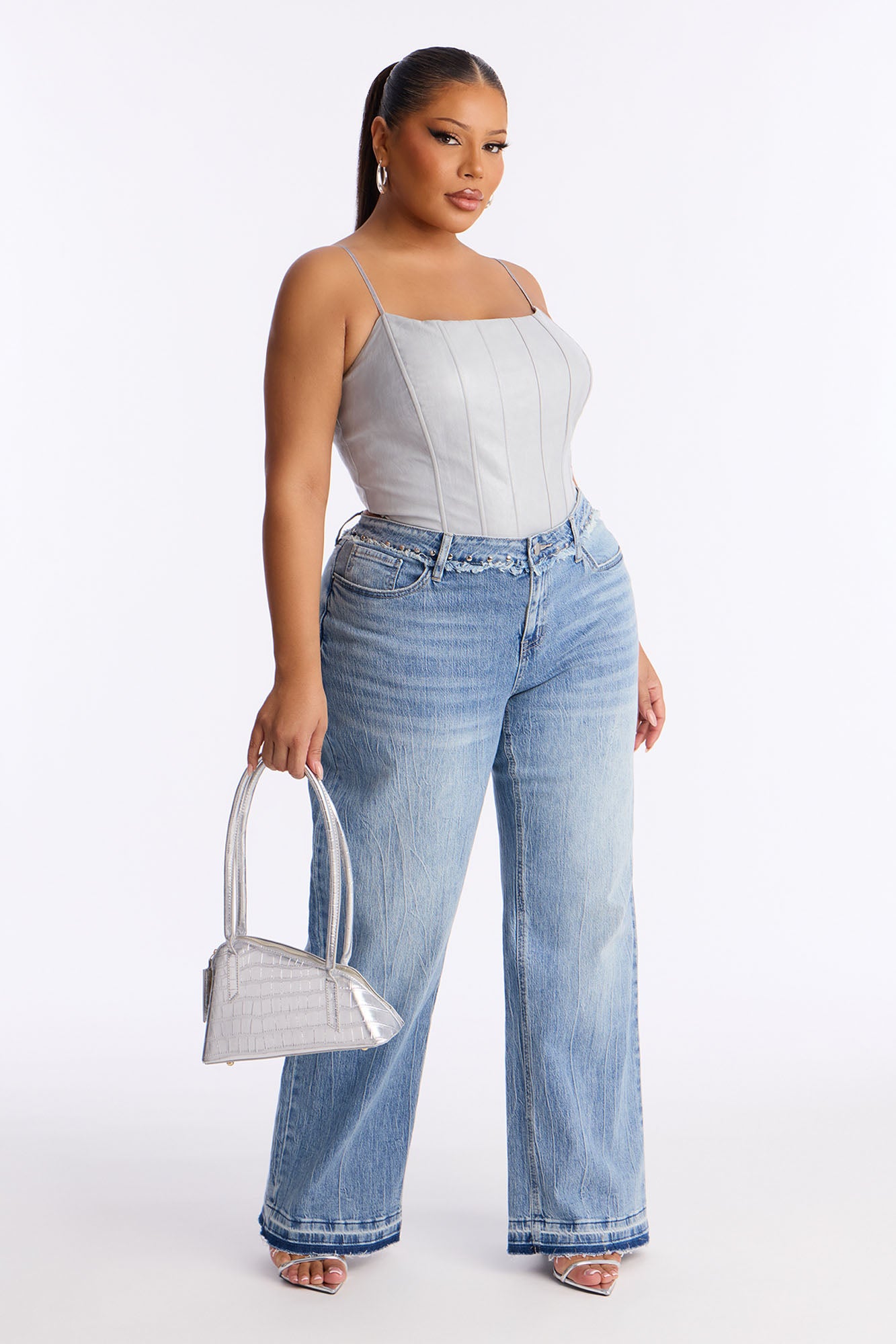 Fly Away Butterfly Jeans - Light Wash