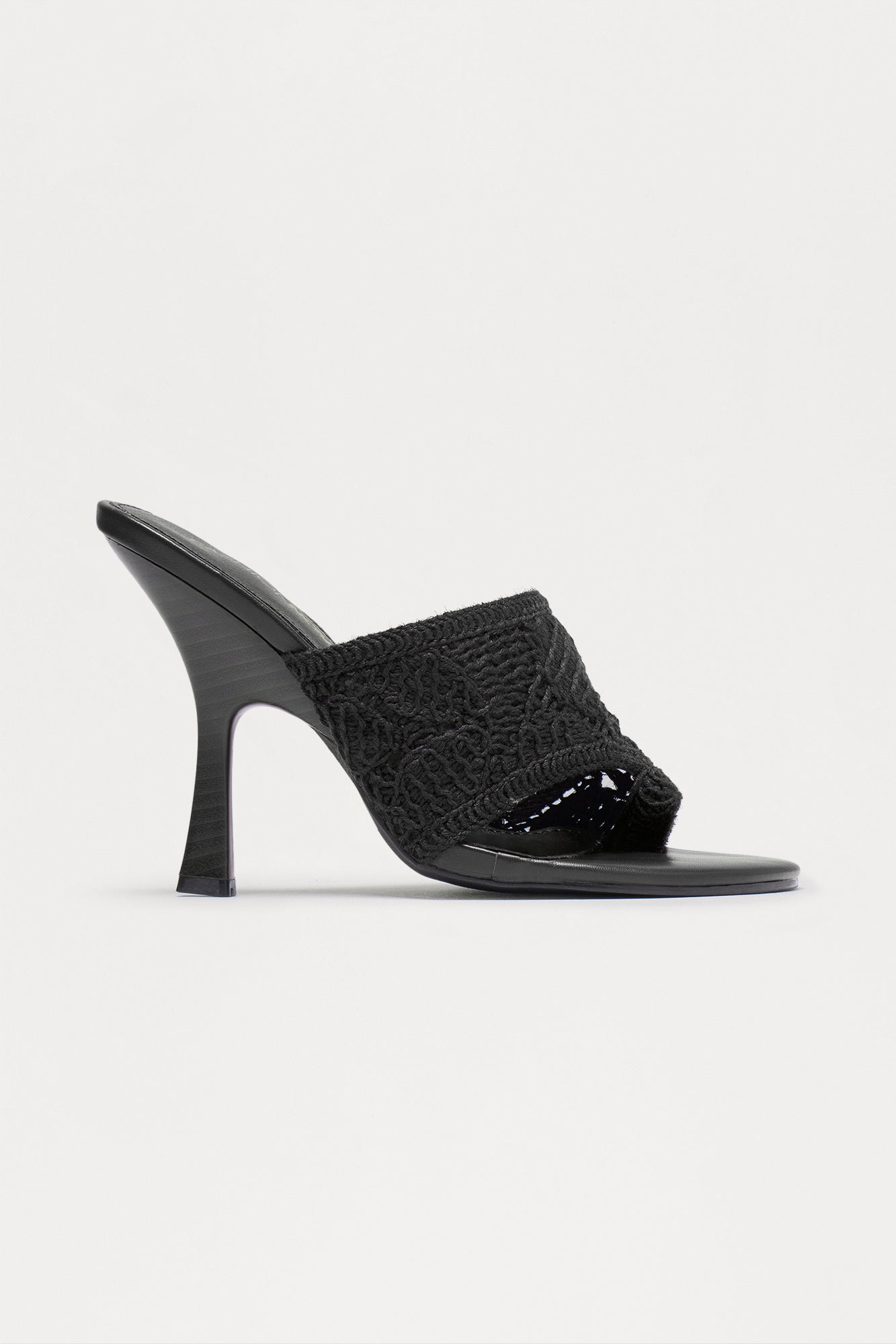 Kite Crochet Toe Ring Heels - Black
