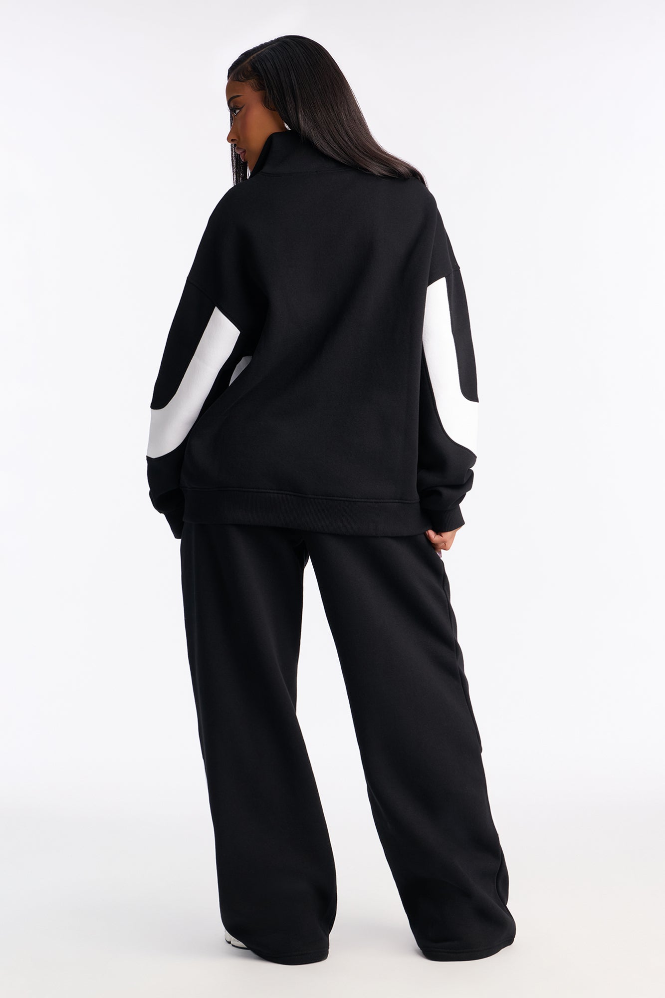 Contrast Comfort Fleece Pants - Black/White