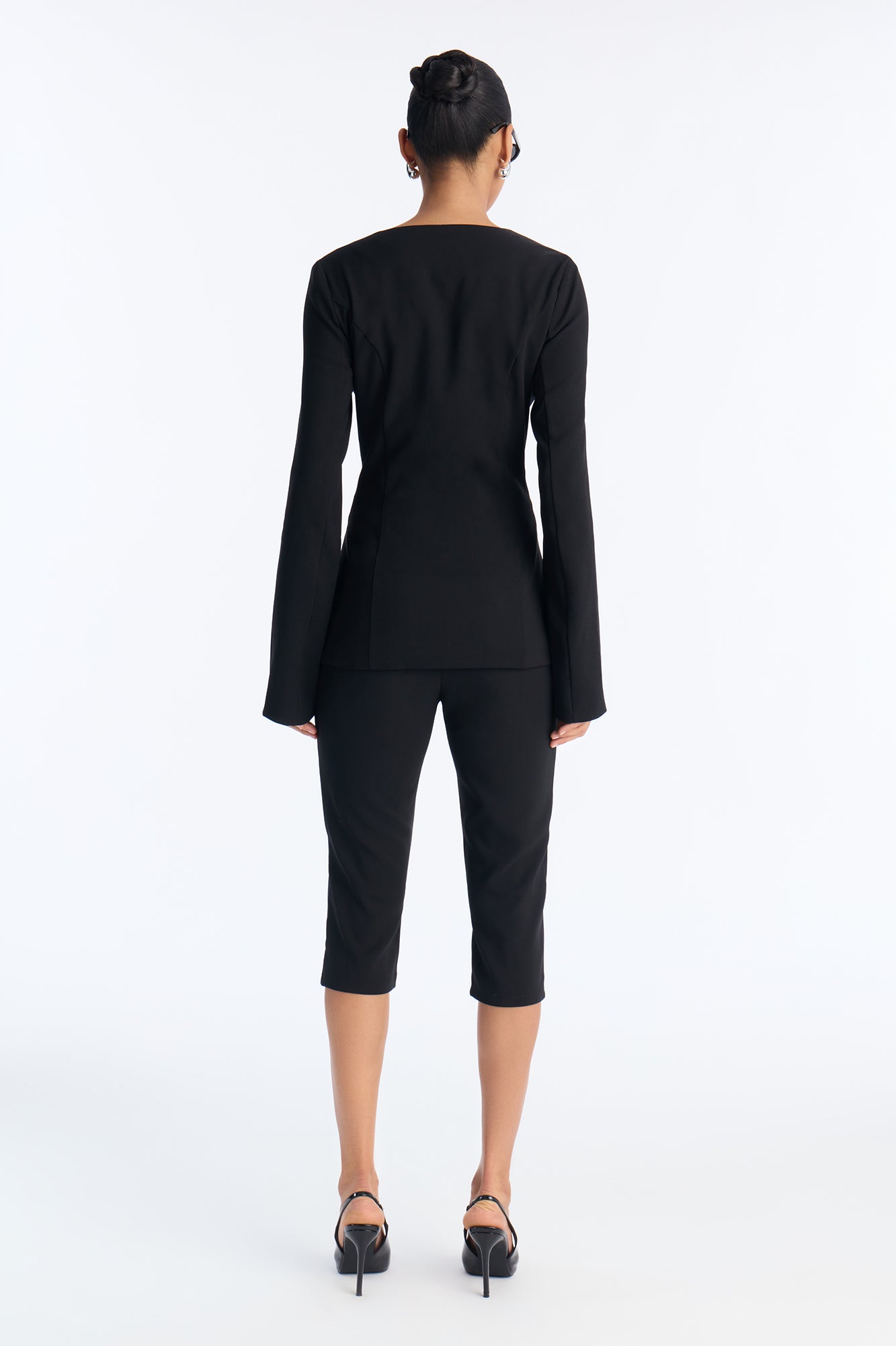 Bianca Blazer Capri Set - Black