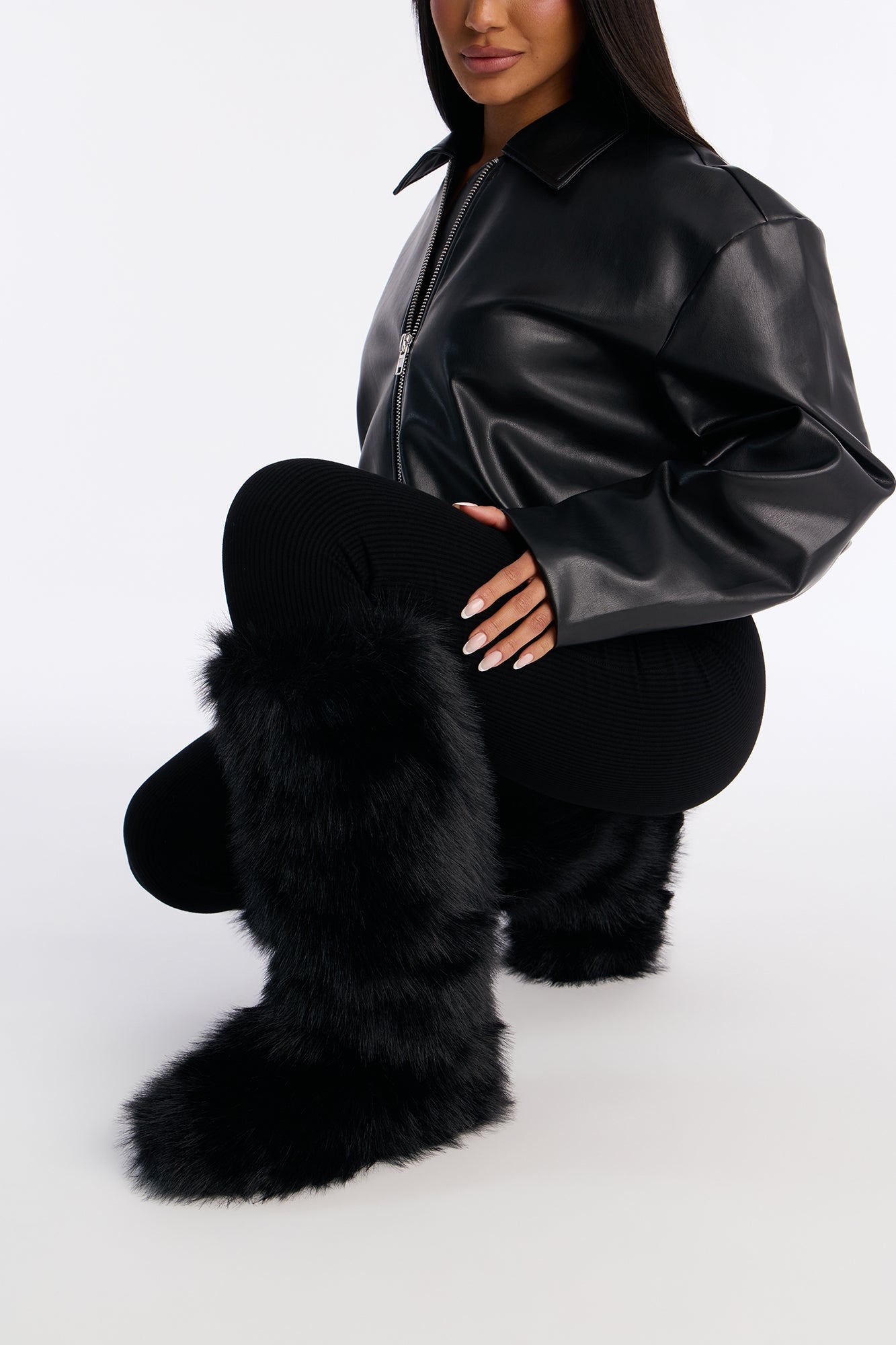 Fireside Faux Fur Boots - Black