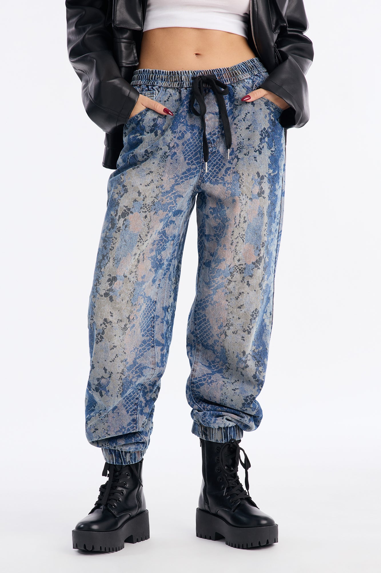 On The Sly Tie Waist Jogger Jeans - Medium Wash