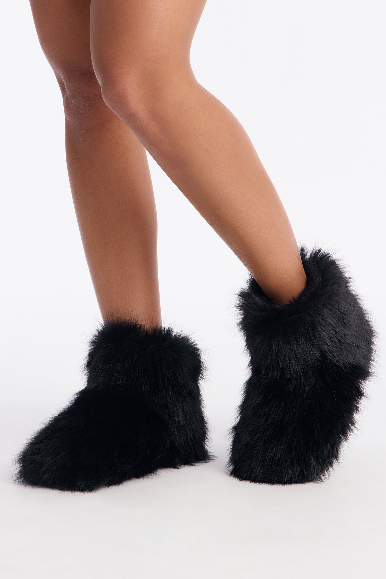 Northern Faux Fur Booties - Black