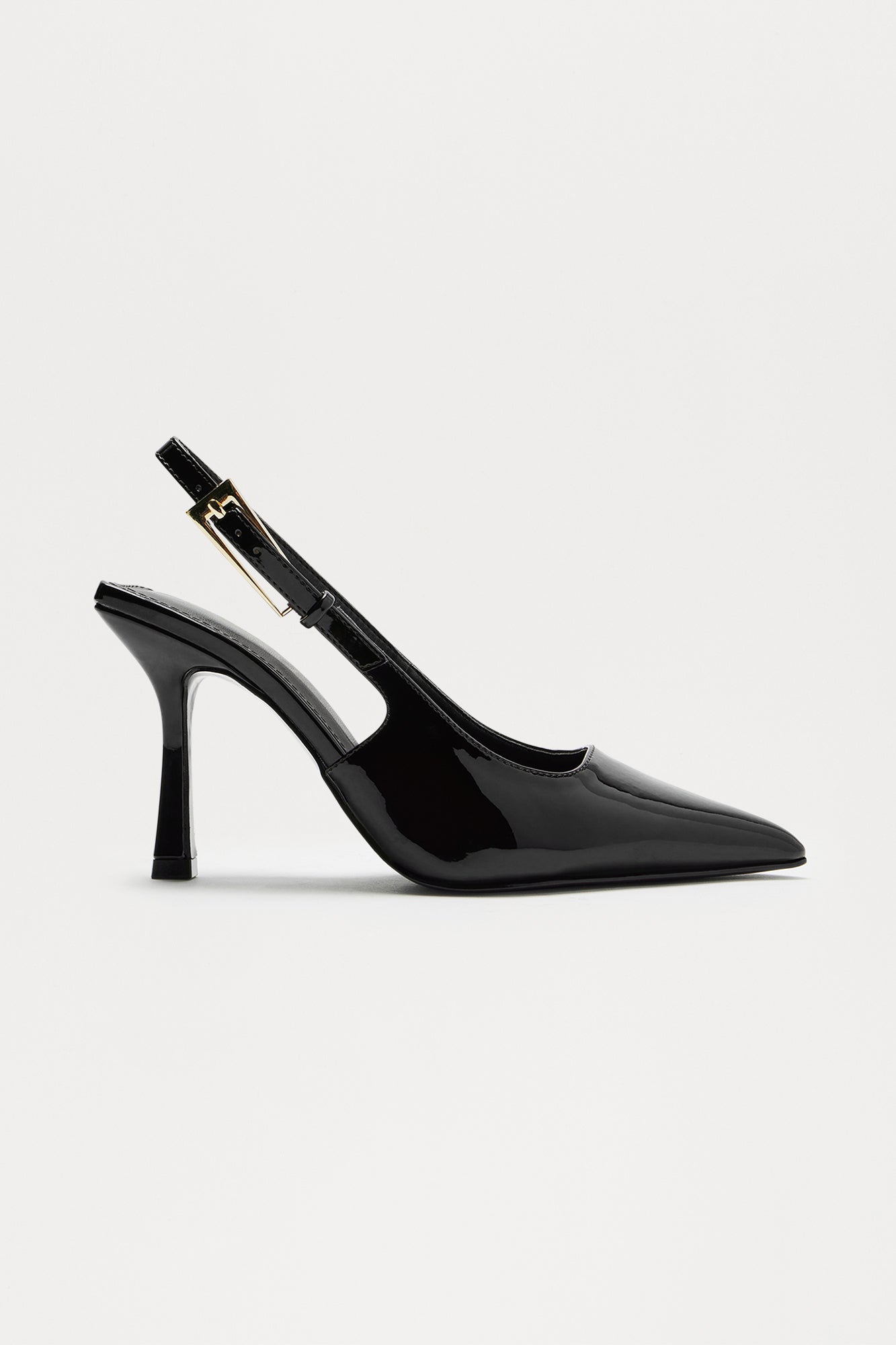 Rogue Slingback Pumps - Black