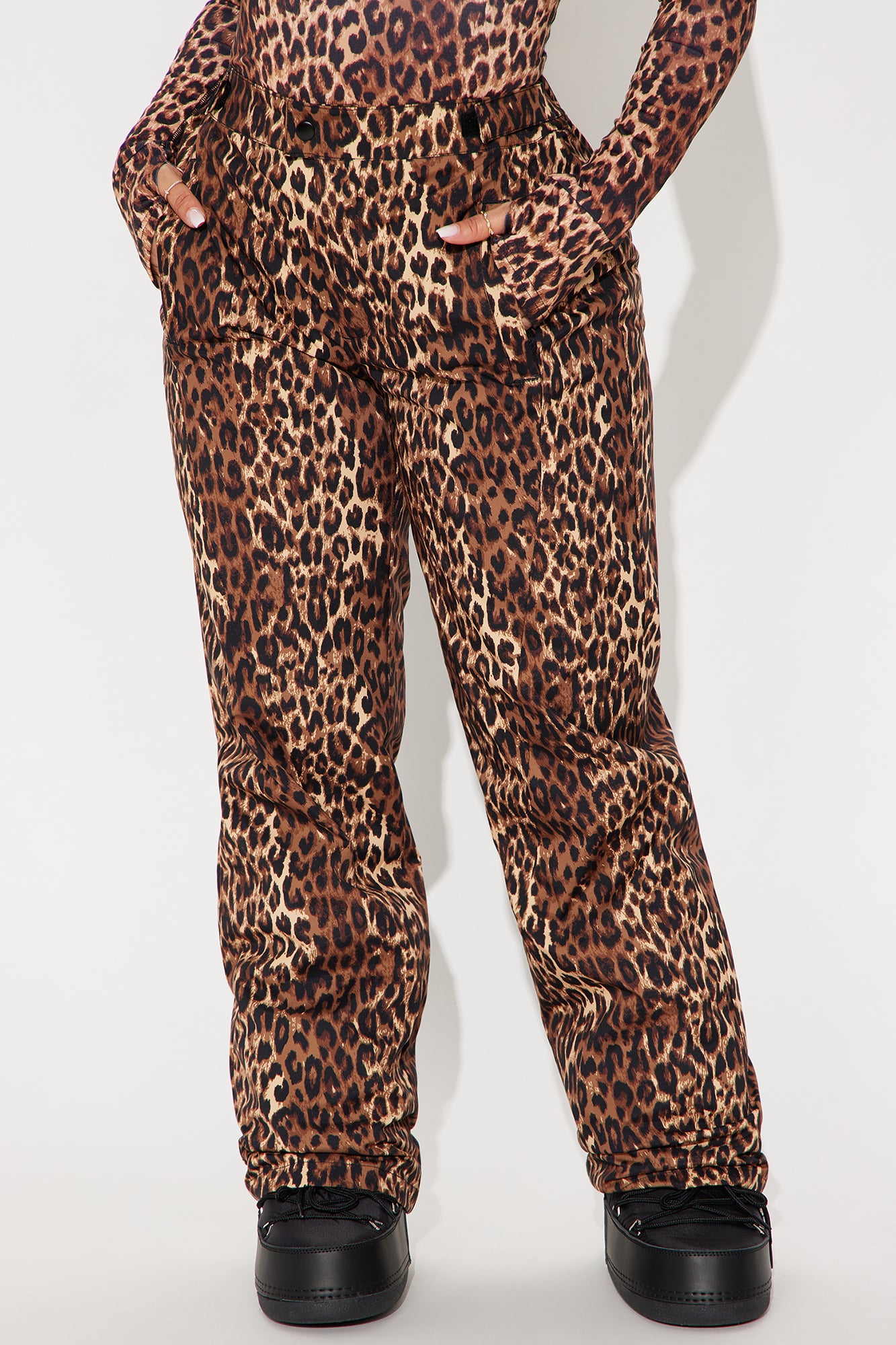 Snow Much Fun Snowboard Pants - Leopard