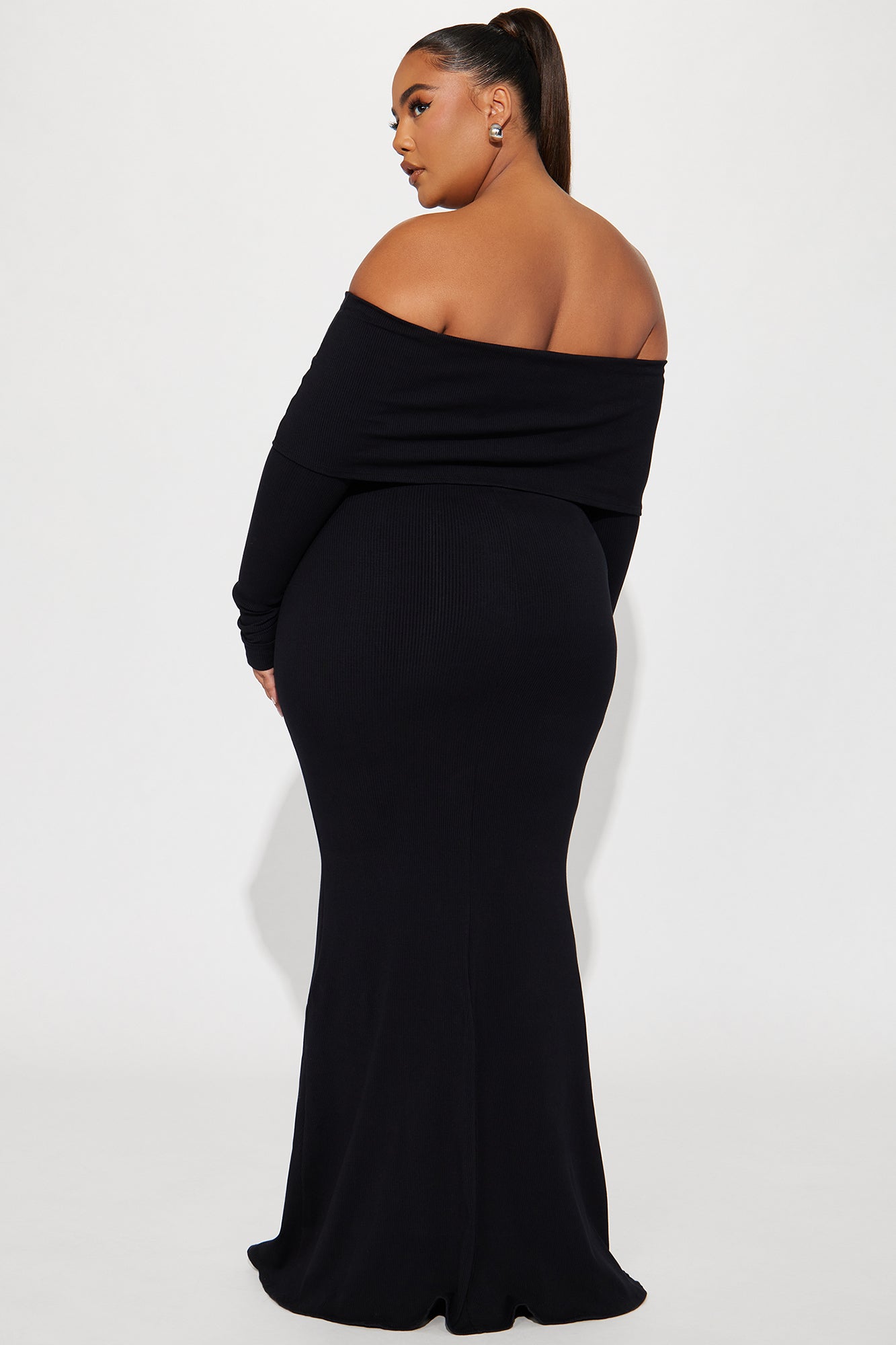 Nayeli Snatched Maxi Dress - Black