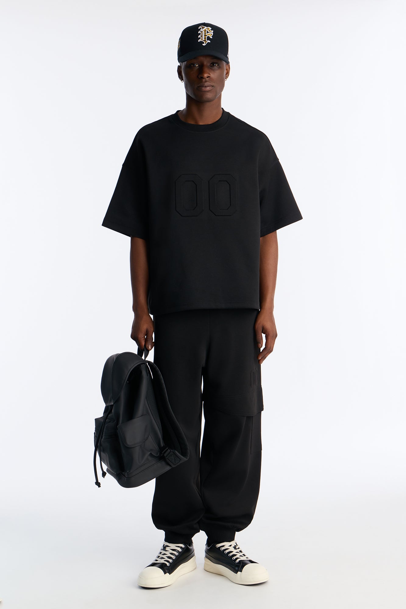 Structured Fleece Embossed Cargo Joggers - Black