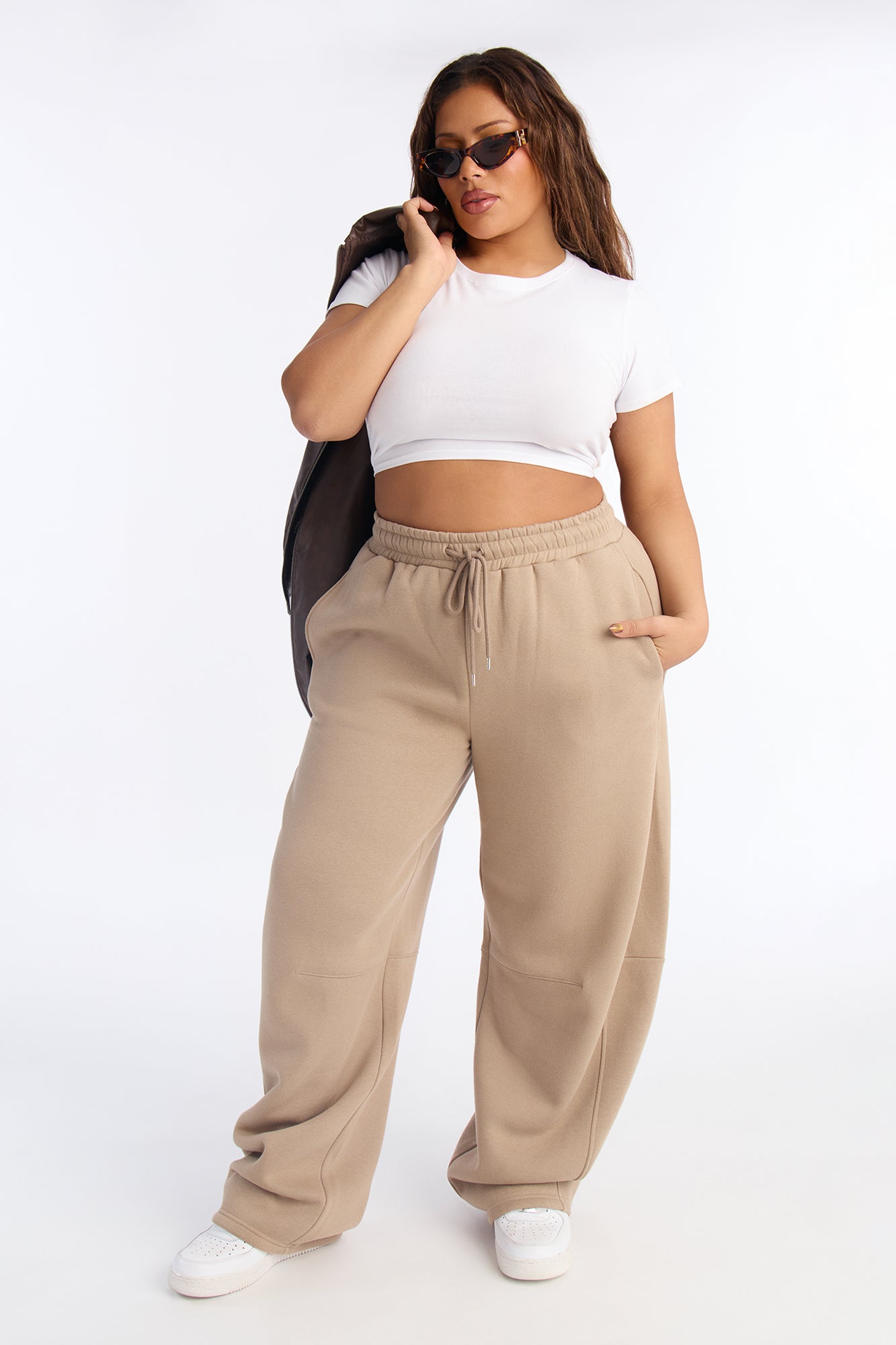 Solaris Barrel Leg Fleece Pant - Taupe