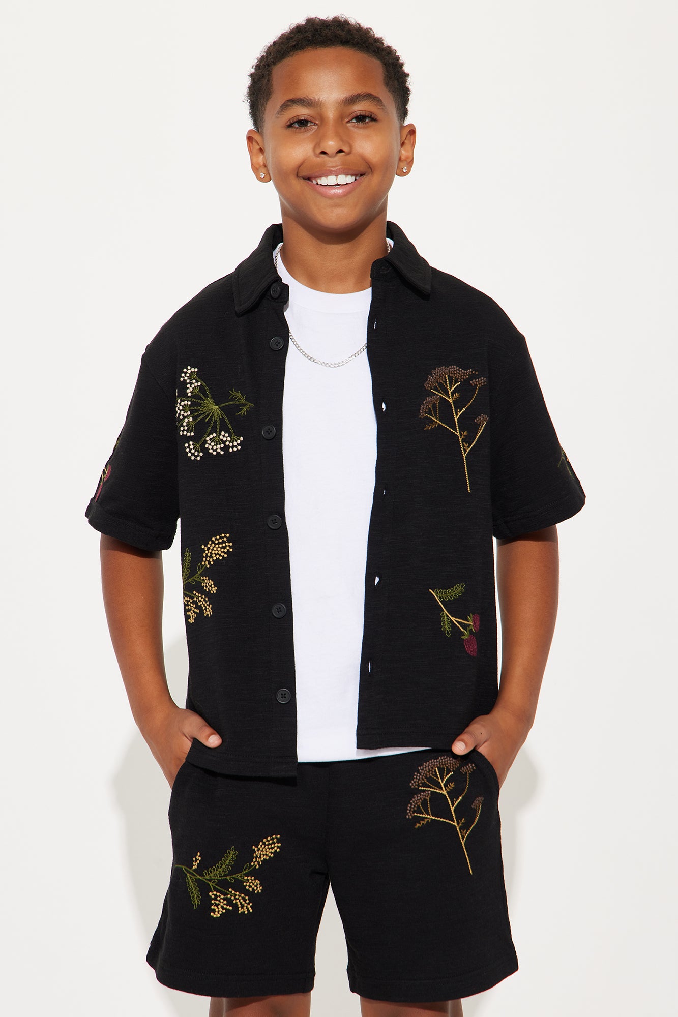 Mini Berries And Blooms Embroidered Shirt - Black