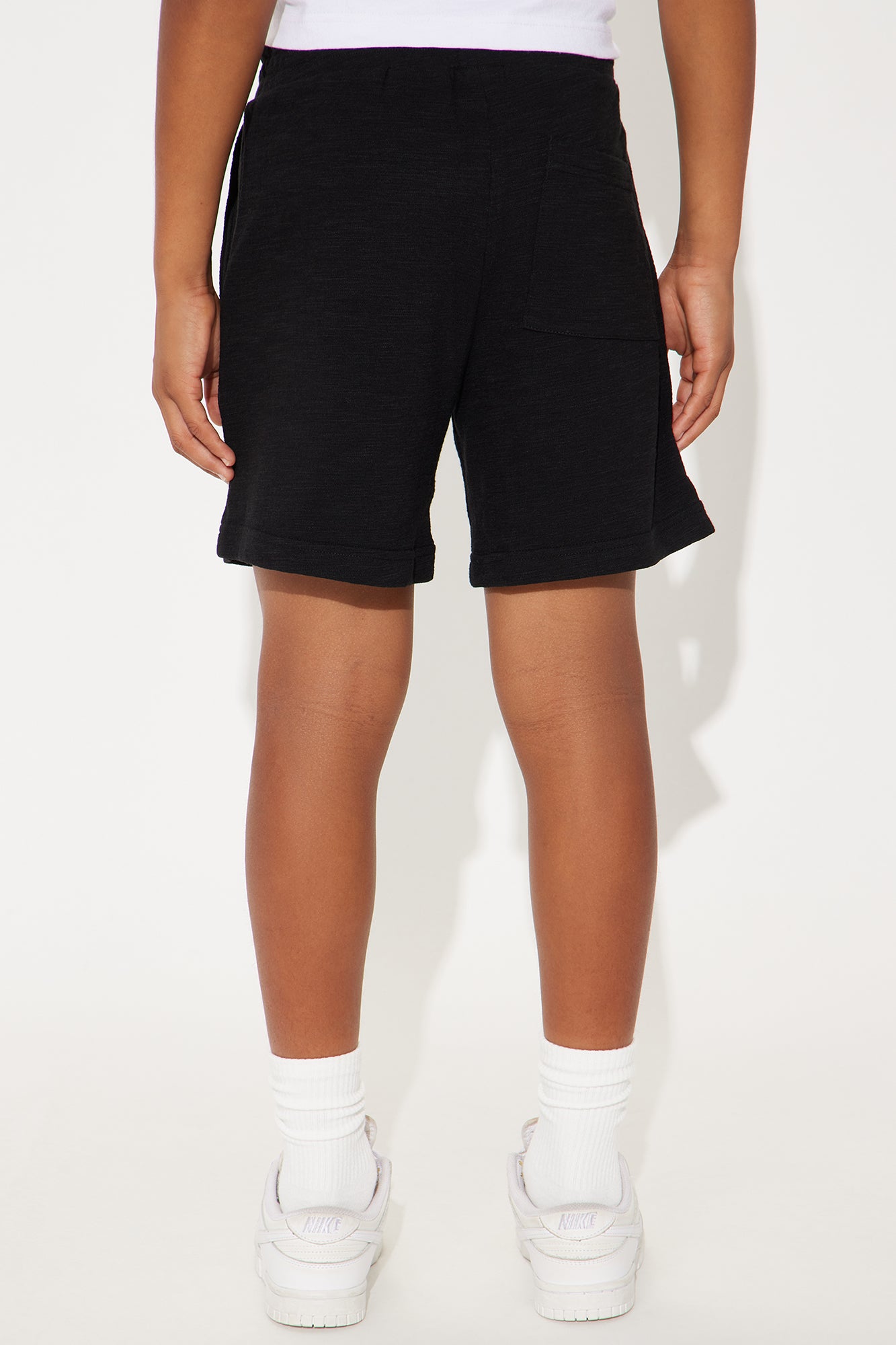 Mini Berries And Blooms Embroidered Shorts - Black