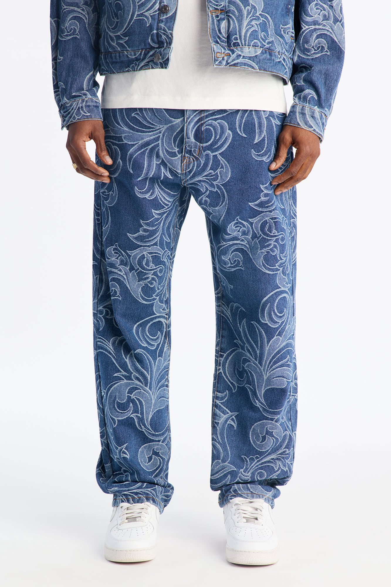 Straight Baroque Jacquard Jean - Medium Blue Wash