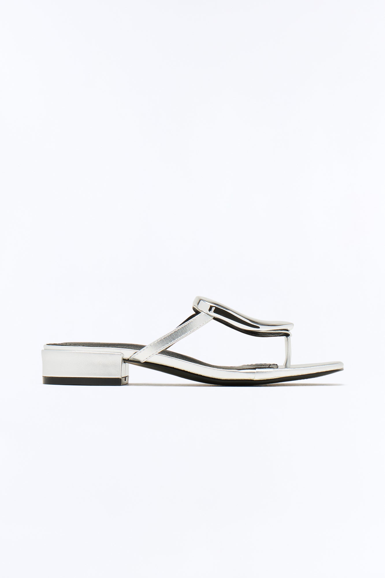Montie Hardware Flip Flops - Silver