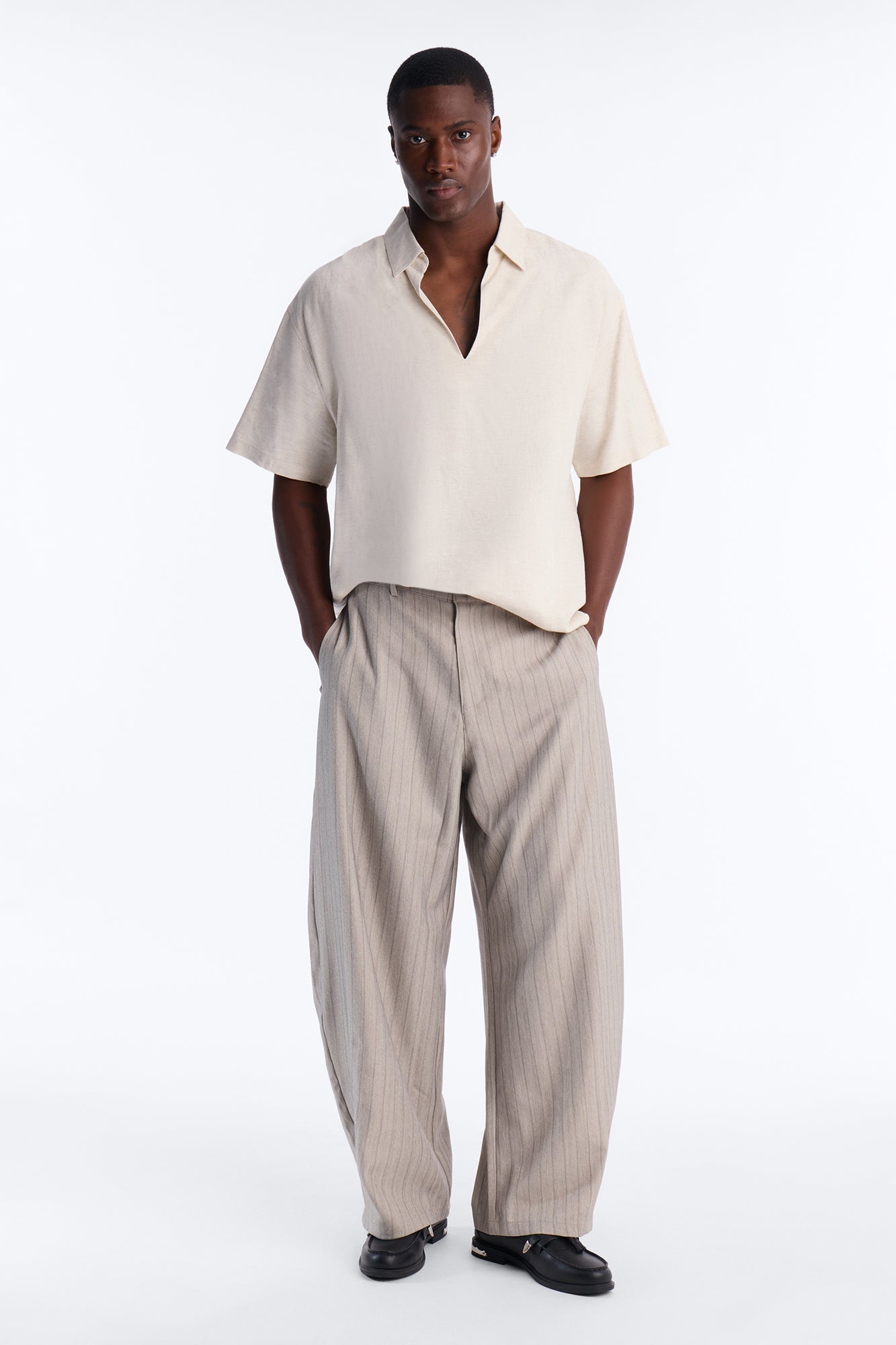 Herringbone Belted Barrel Trouser - Grey