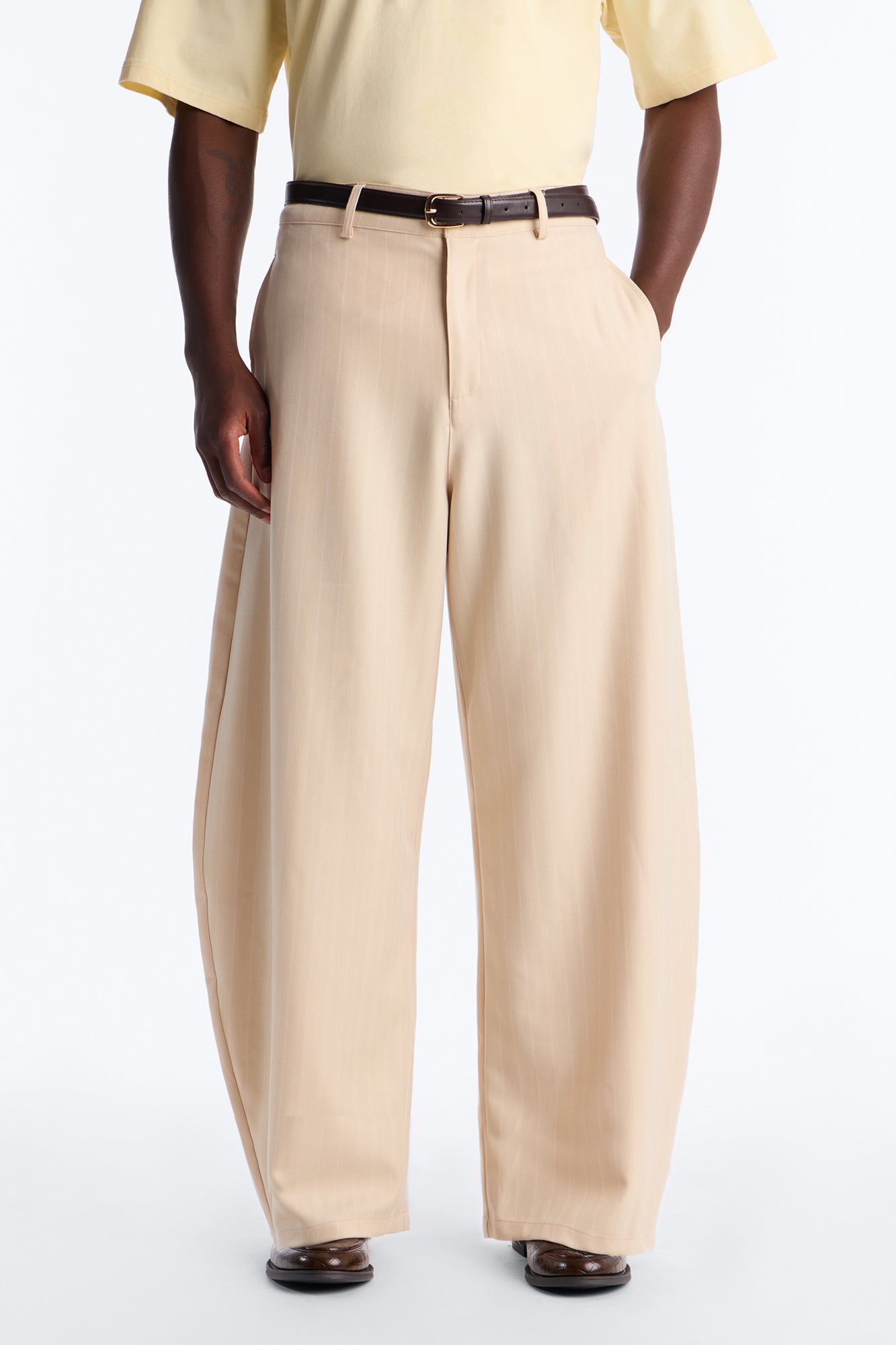 Herringbone Belted Barrel Trouser - Taupe