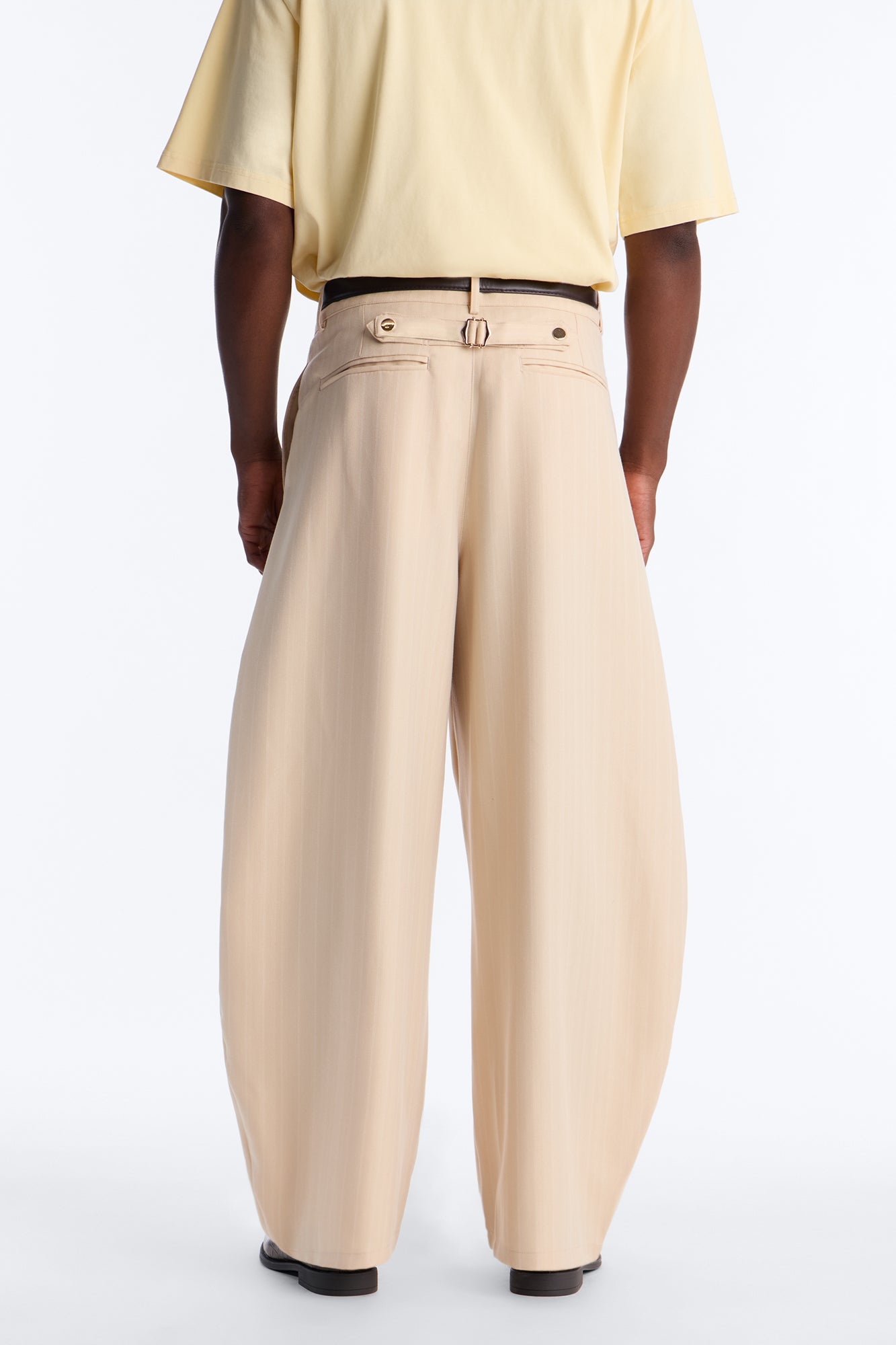 Herringbone Belted Barrel Trouser - Taupe