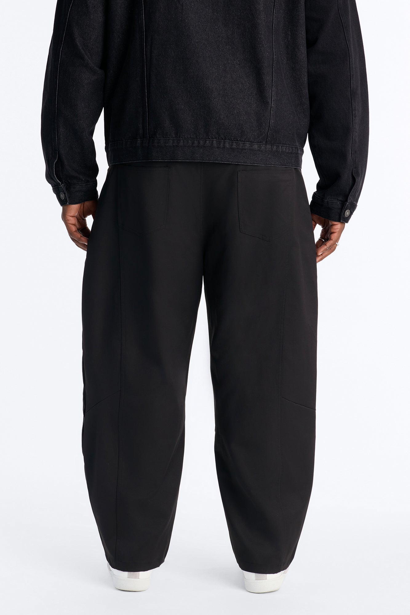 Monaco Tech Barrel Pant - Black