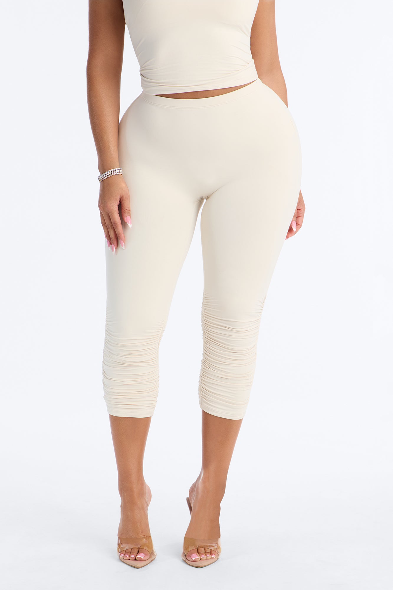 Second Skin Double Lined Ruched Low Rise Capri Legging - Bone