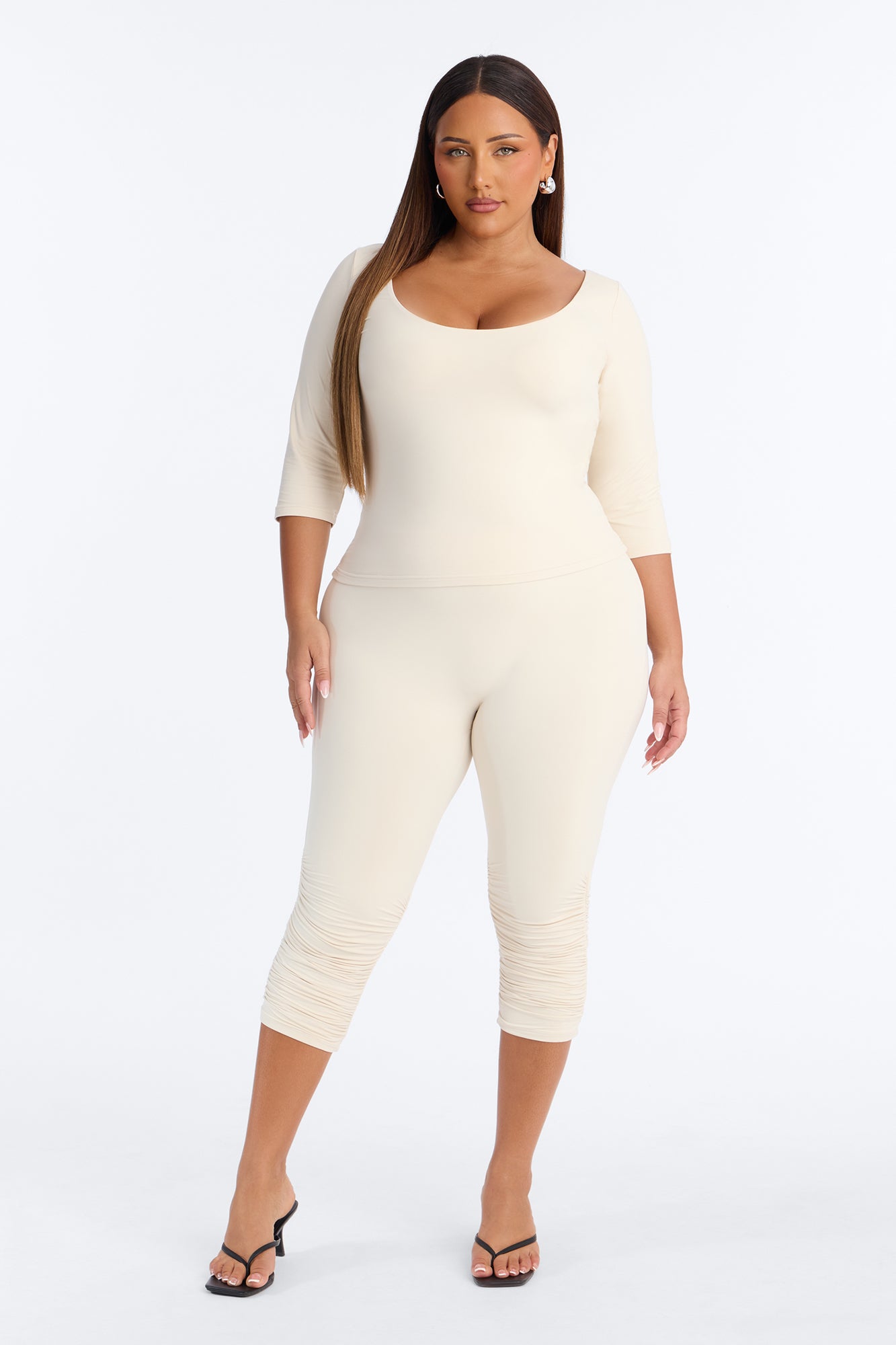 Second Skin Double Lined Ruched Low Rise Capri Legging - Bone