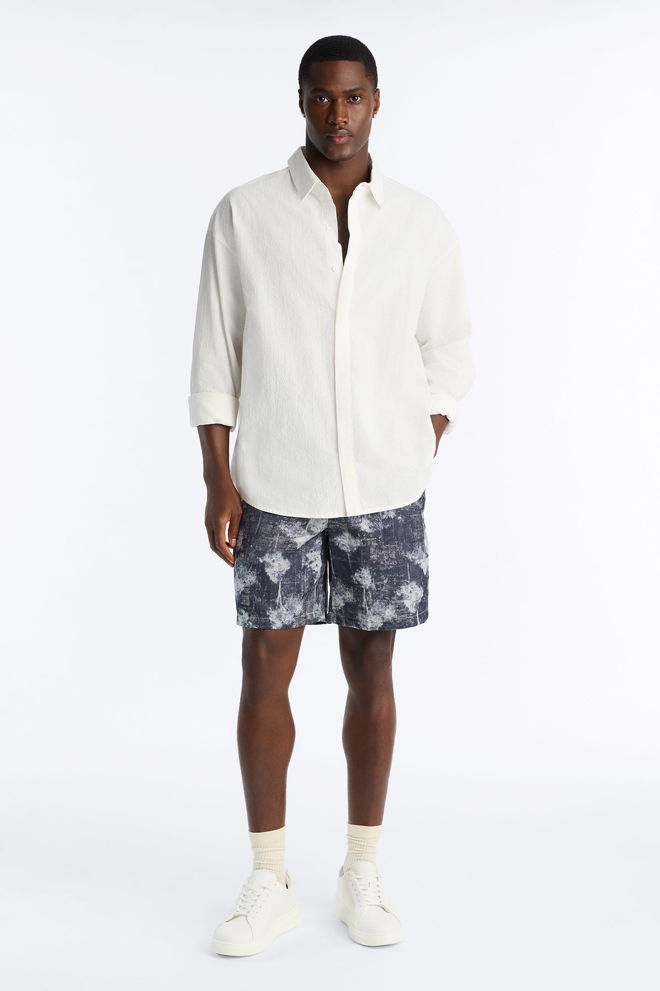 Shadow Grove Relaxed Short - Blue